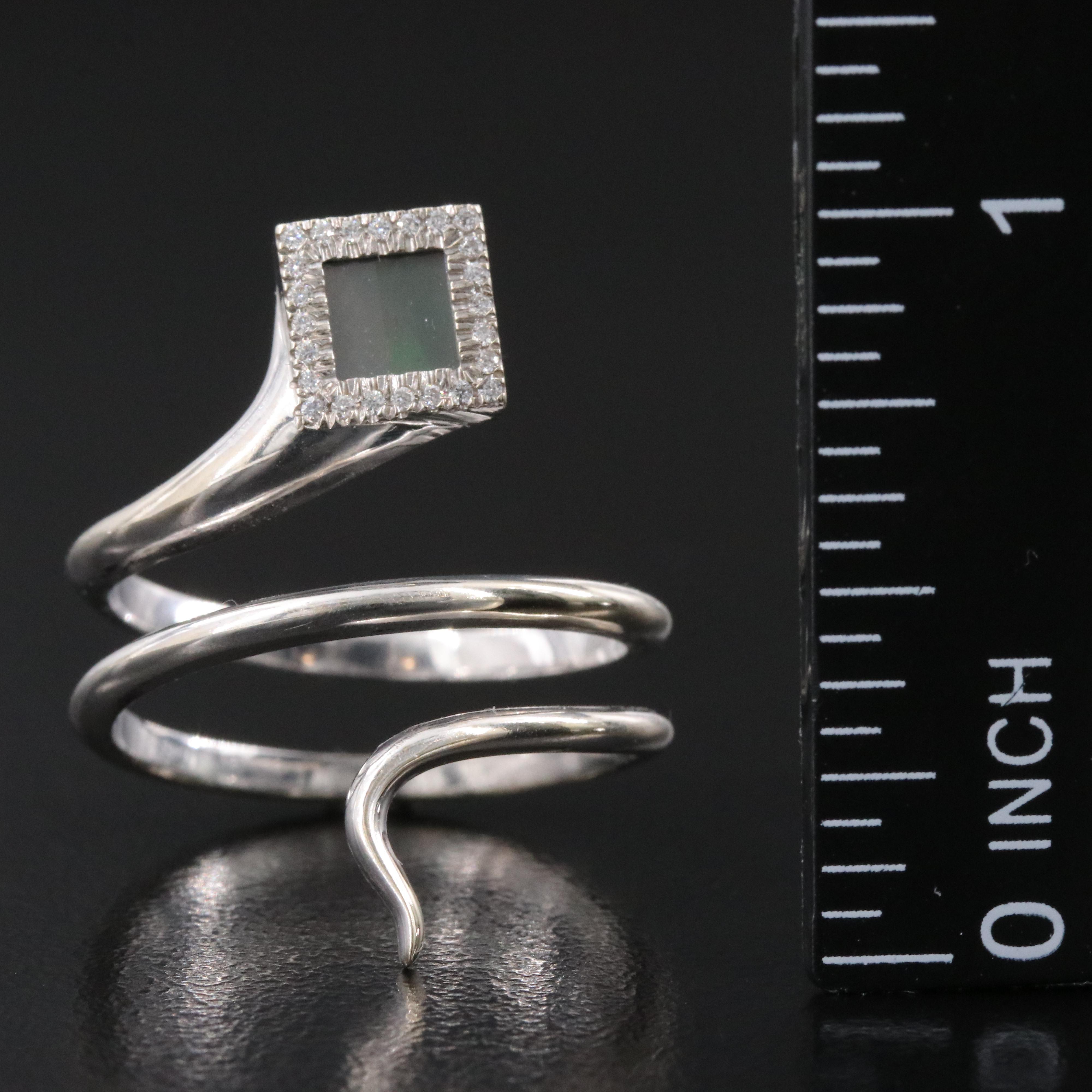 Tanaor 14K Diamond and Nano Bible Chip Reflection Ring