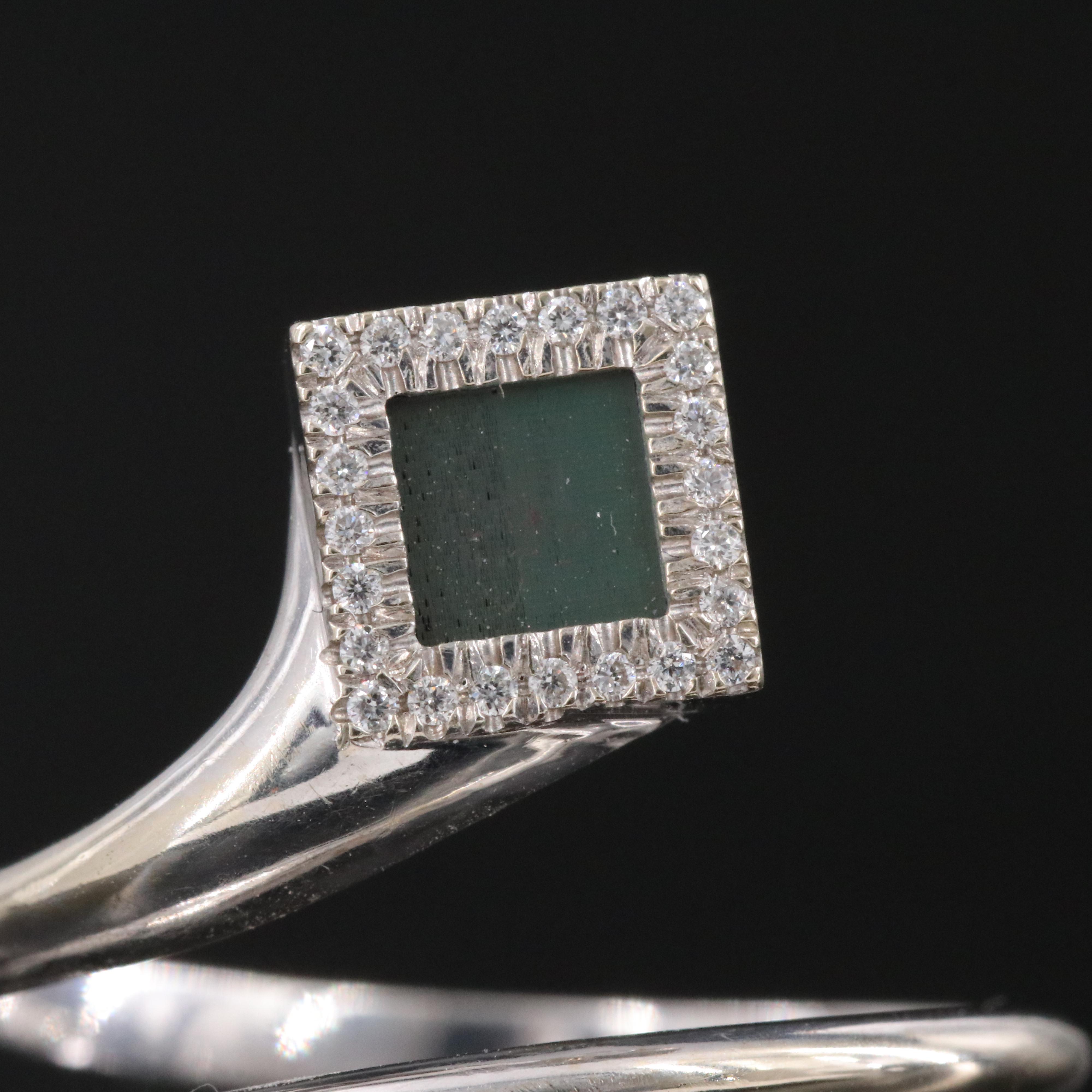 Tanaor 14K Diamond and Nano Bible Chip Reflection Ring