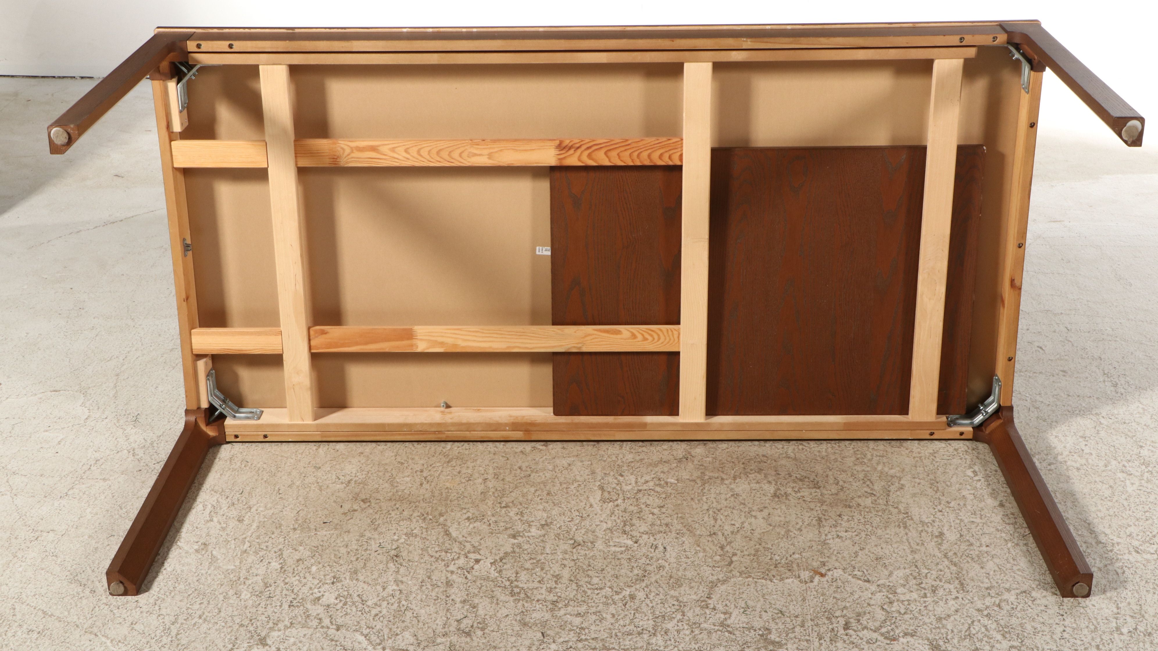 Contemporary Oak Dining Table