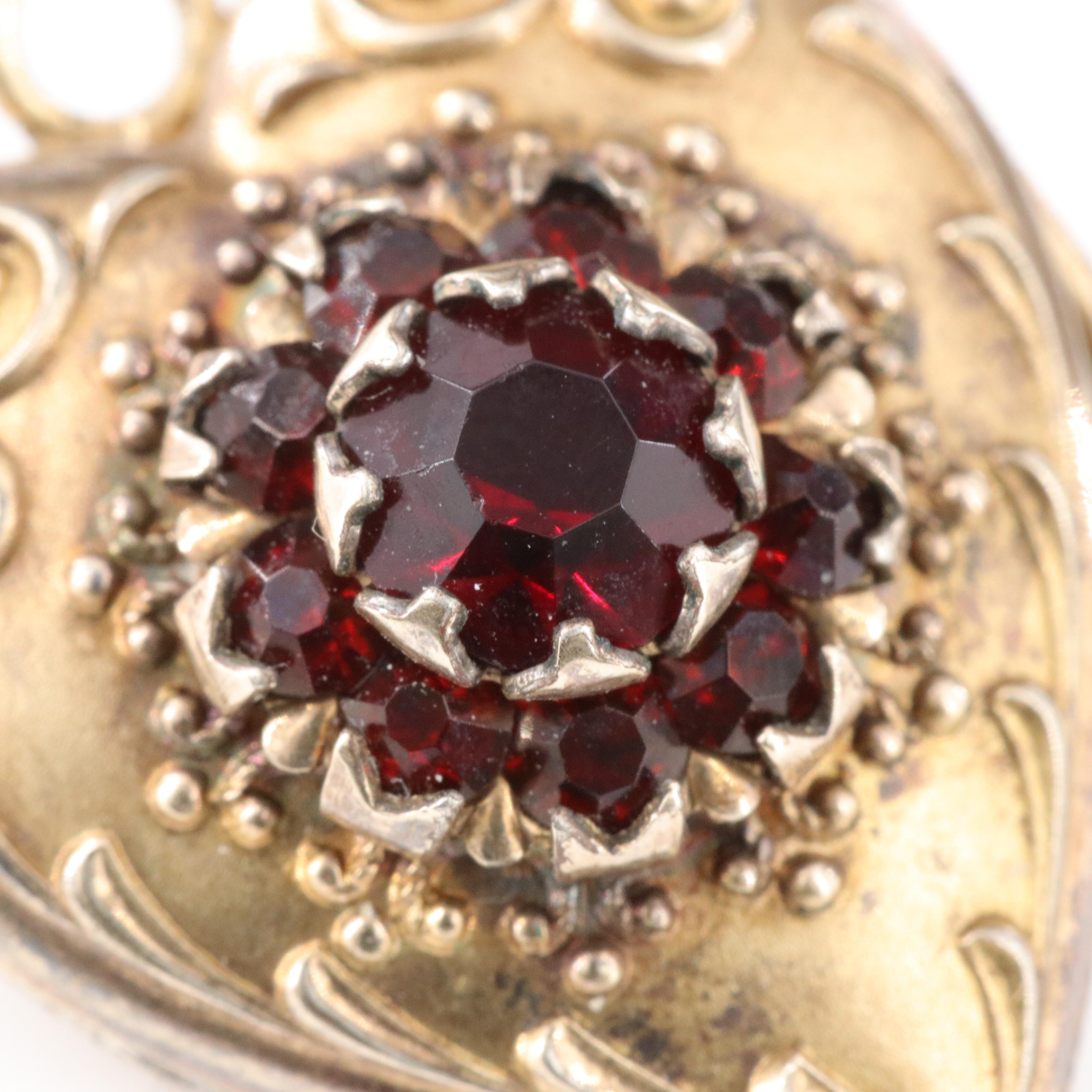 Rhinestone Ornate Heart Locket