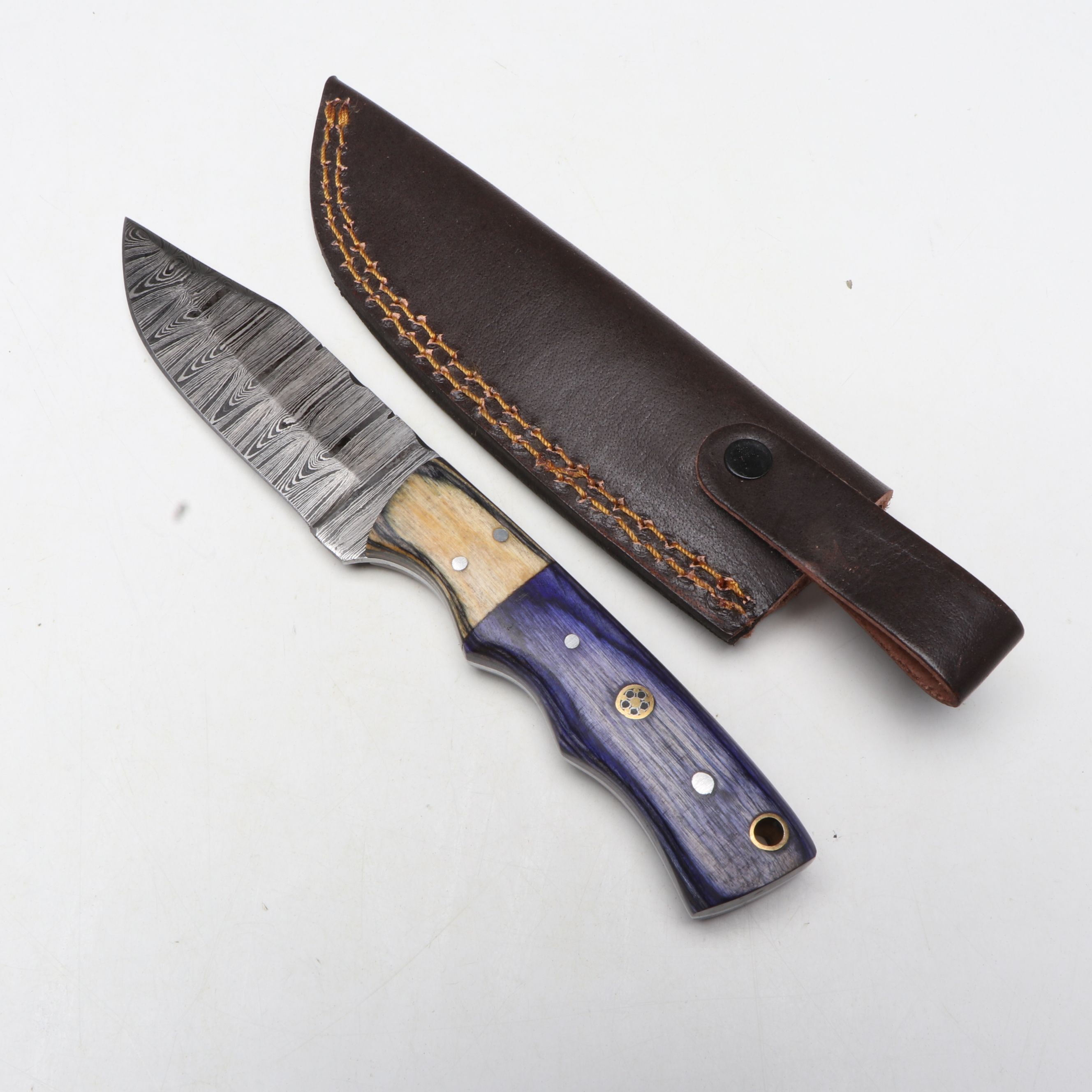 Damascus Steel Hunting Knives in Leather Scabbards