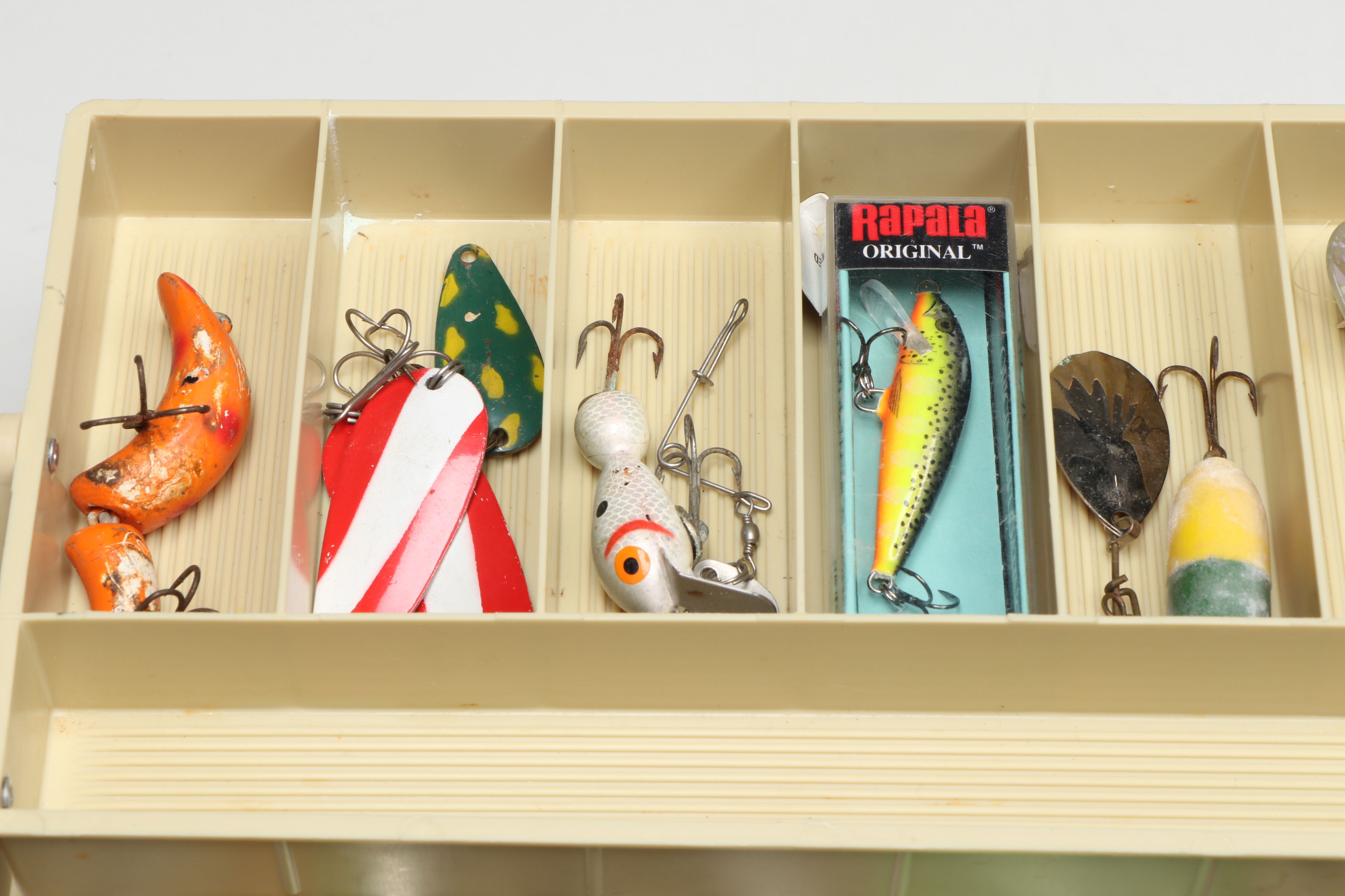 Plano Fishing Tackle Boxes with Lures, Pocket Balances, and More Accessories