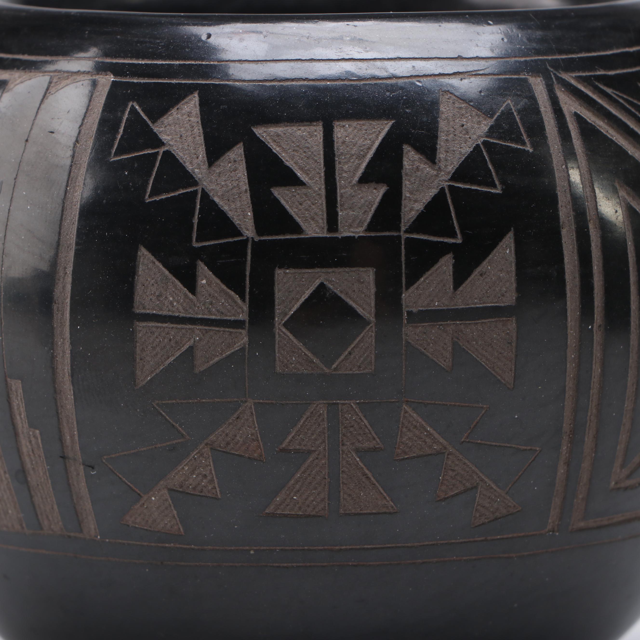 Joe Baca Santa Clara Pueblo Blackware Pottery Pot with Sgraffito