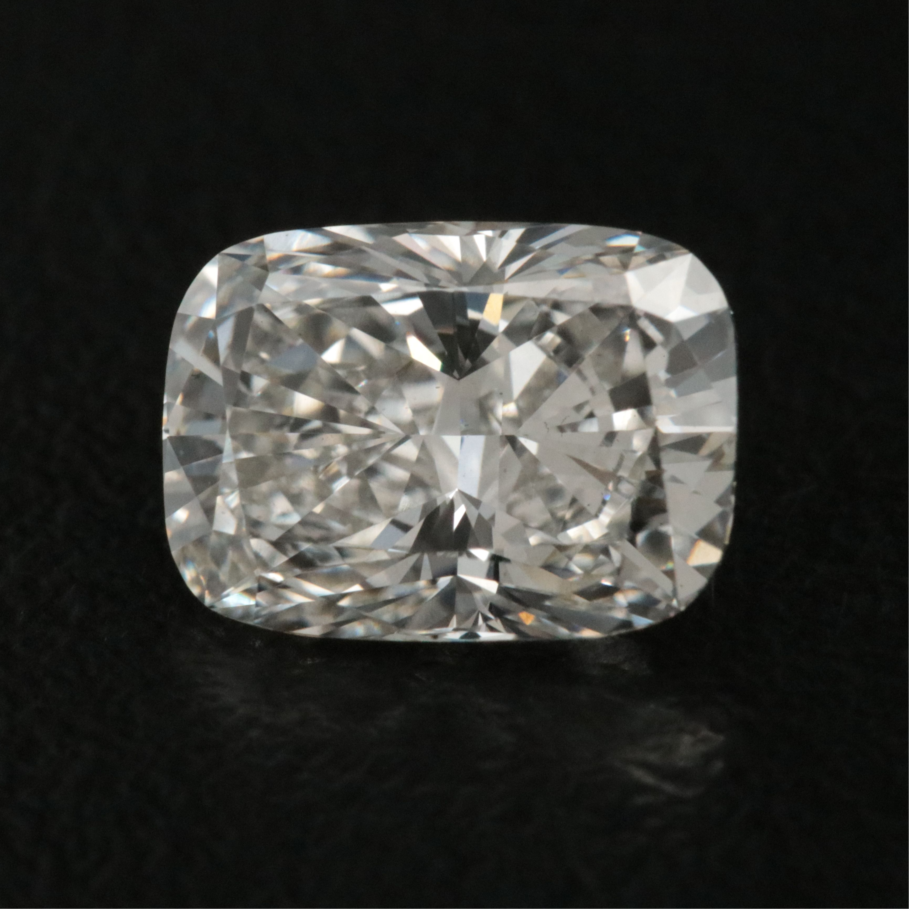 Loose 1.59 CT Lab Grown Diamond with IGI Report