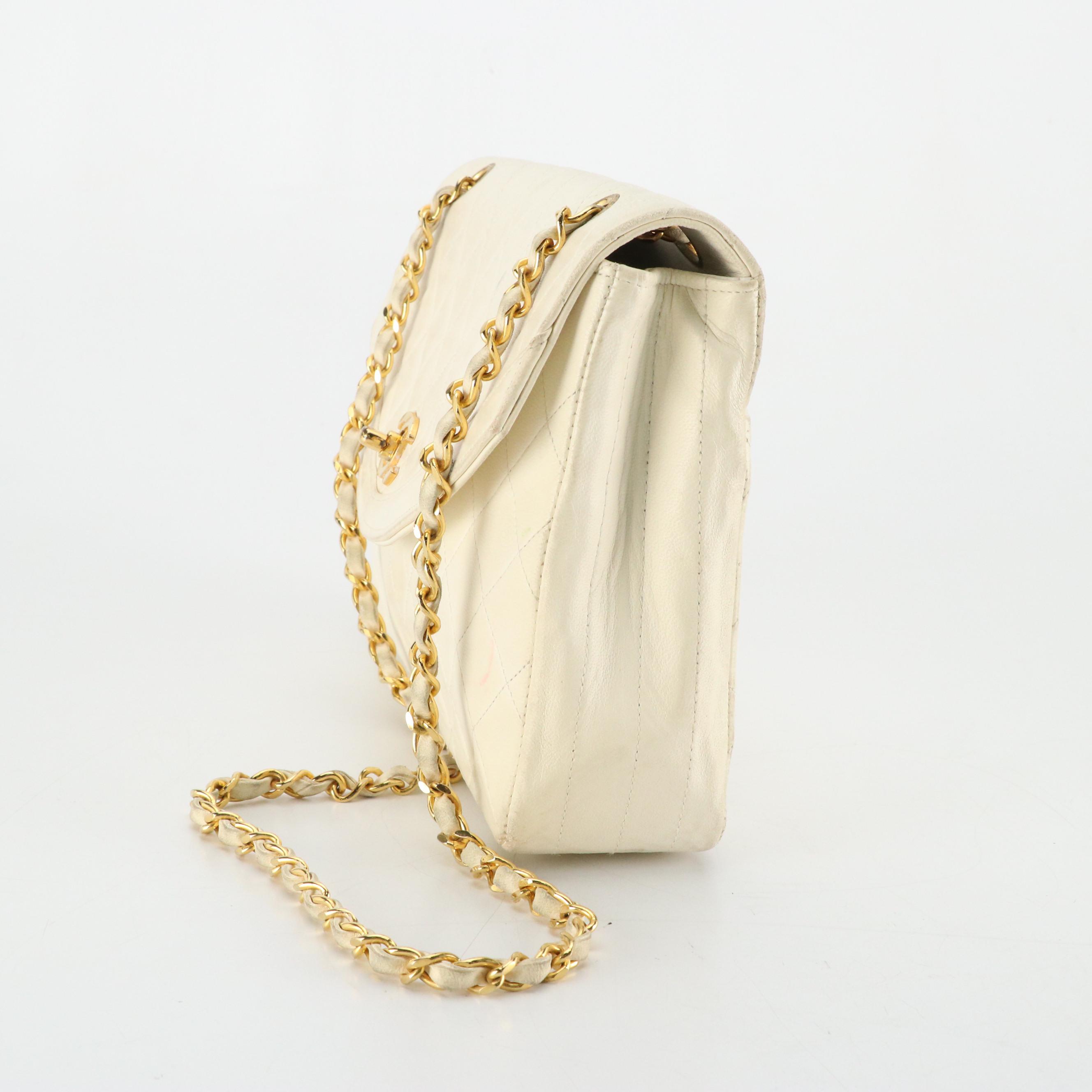 Vintage Chanel Flap Chain Strap Shoulder Bag in White Matelasse Leather