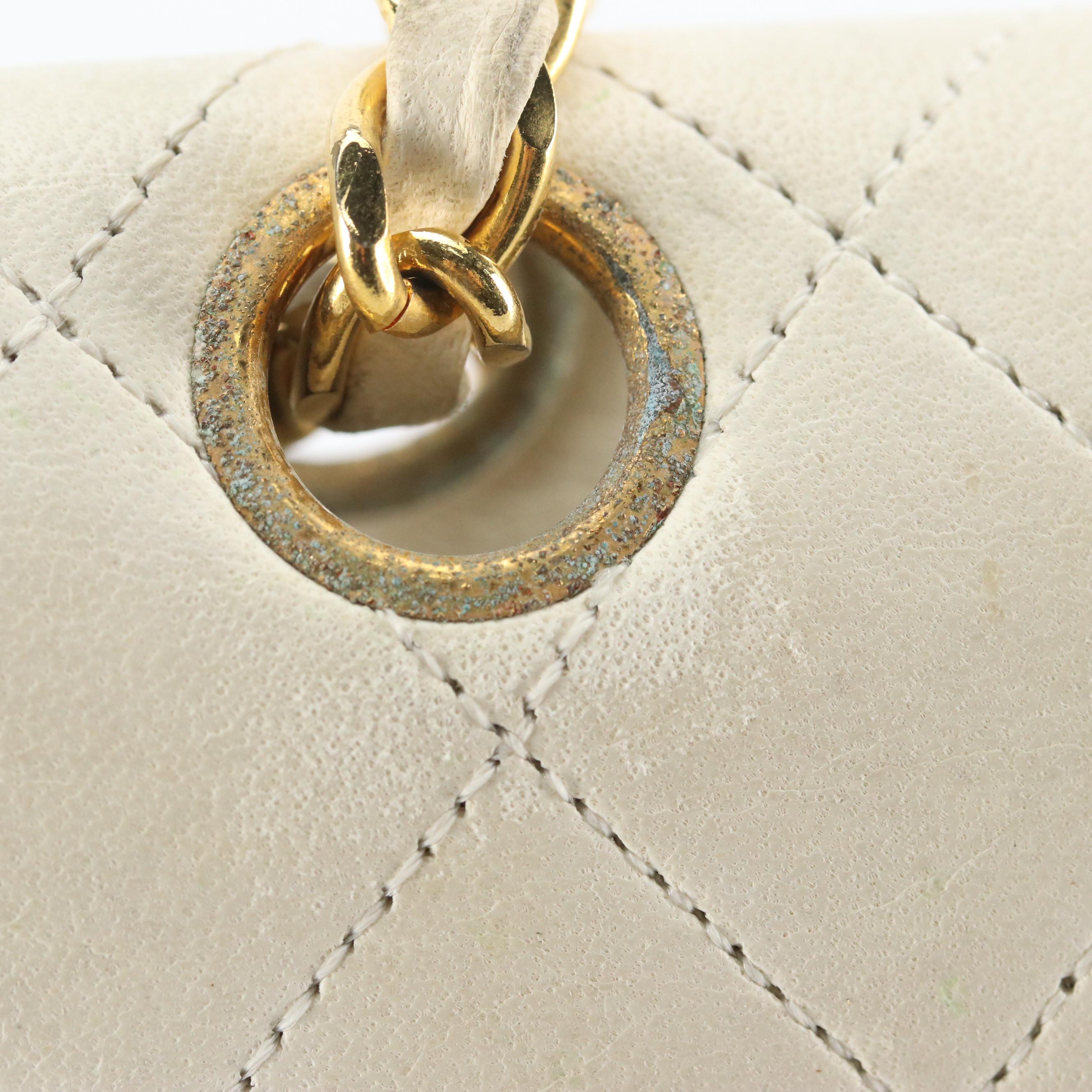 Vintage Chanel Flap Chain Strap Shoulder Bag in White Matelasse Leather