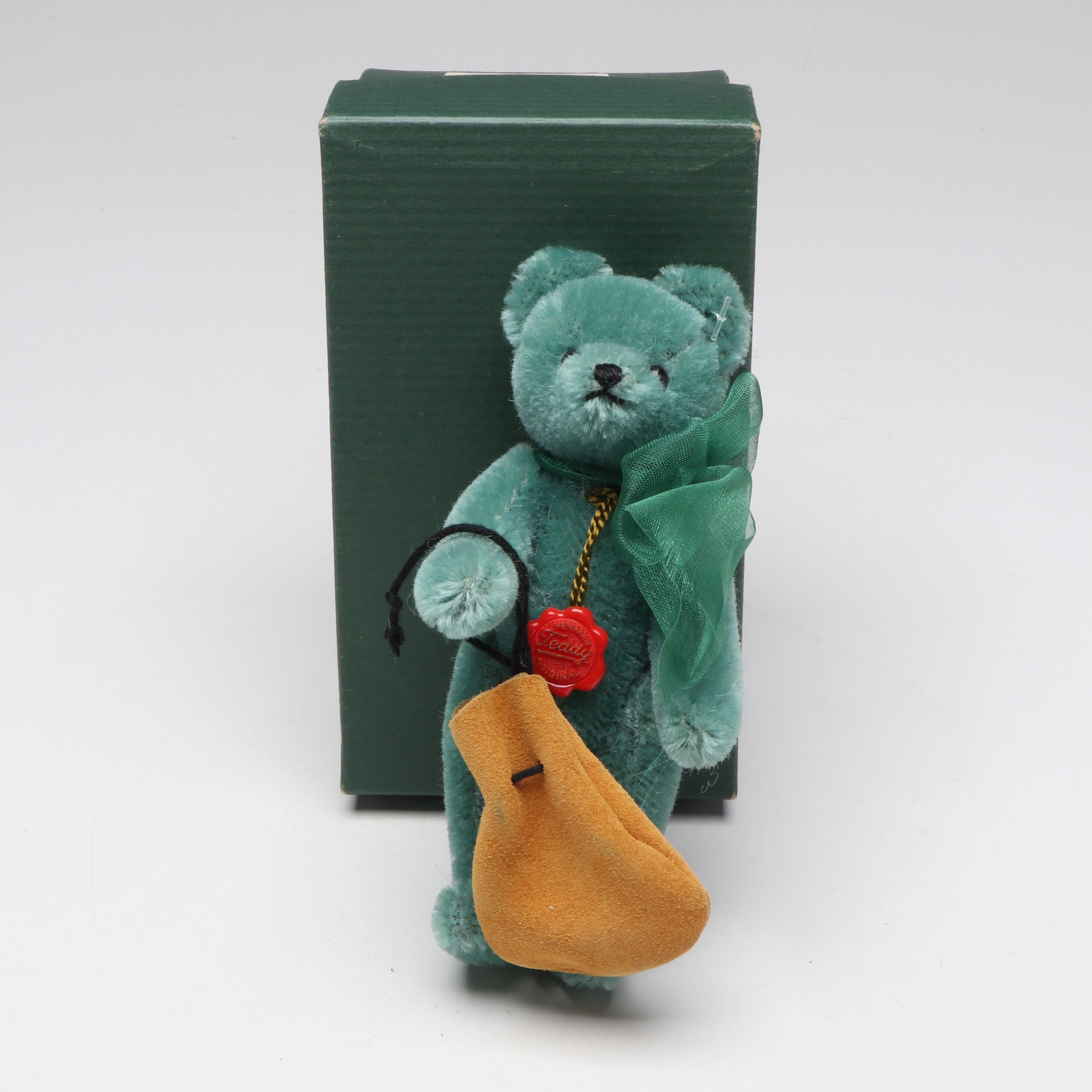 Hermann, Levi Strauss, Stacy Pio and More Collectible Miniature Teddy Bears