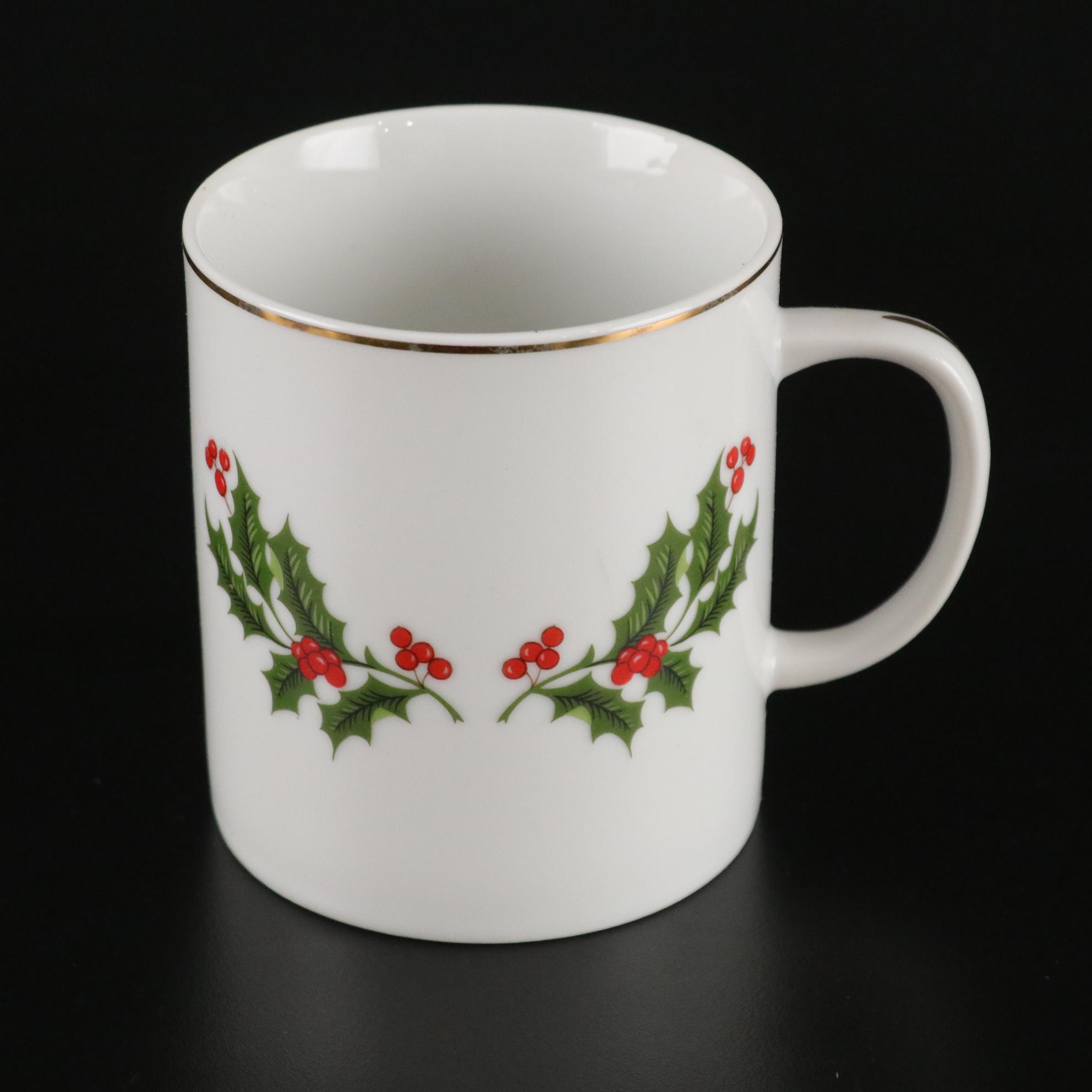 "Christmas Holly" Porcelain Dinner Service for Eight
