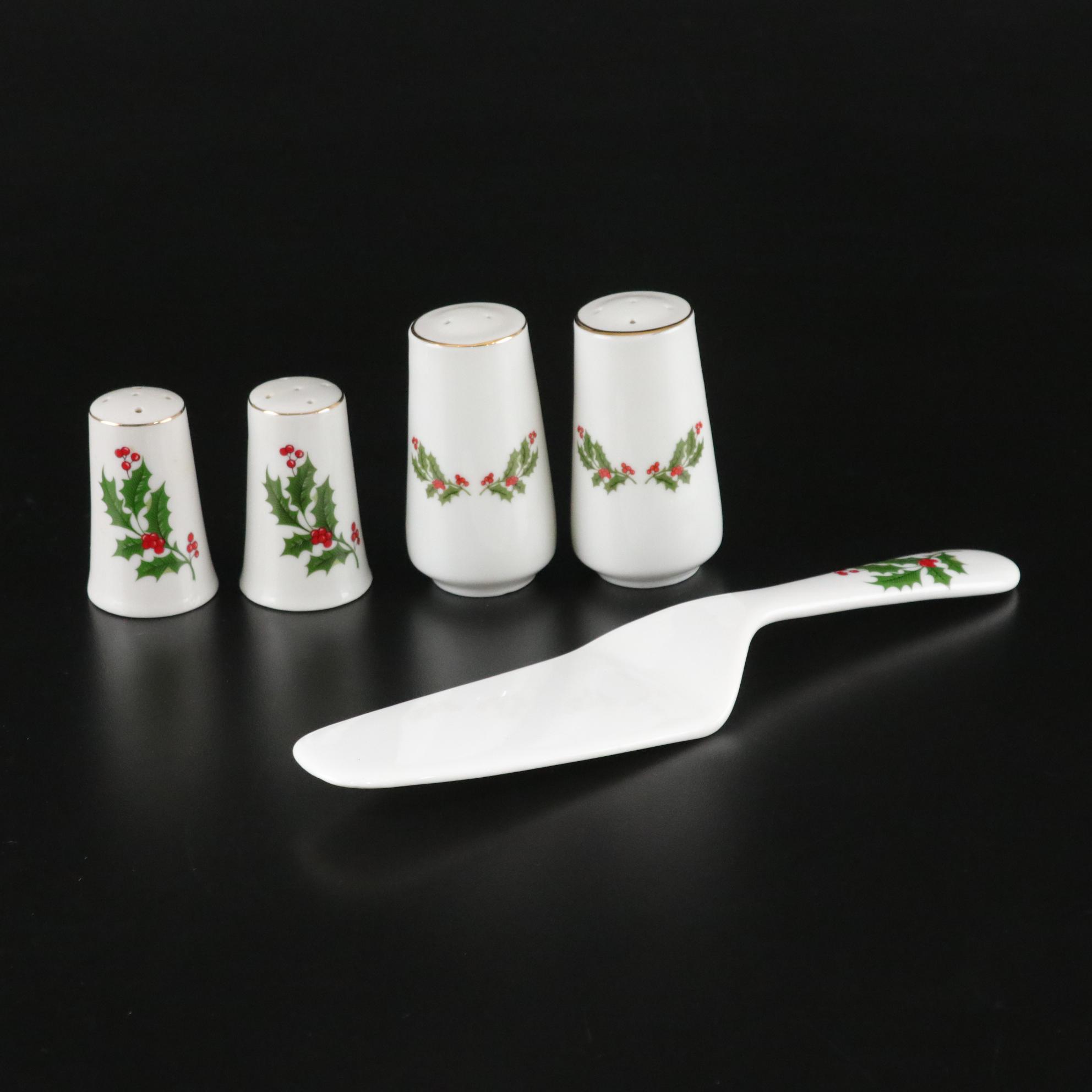 "Christmas Holly" Porcelain Dinner Service for Eight