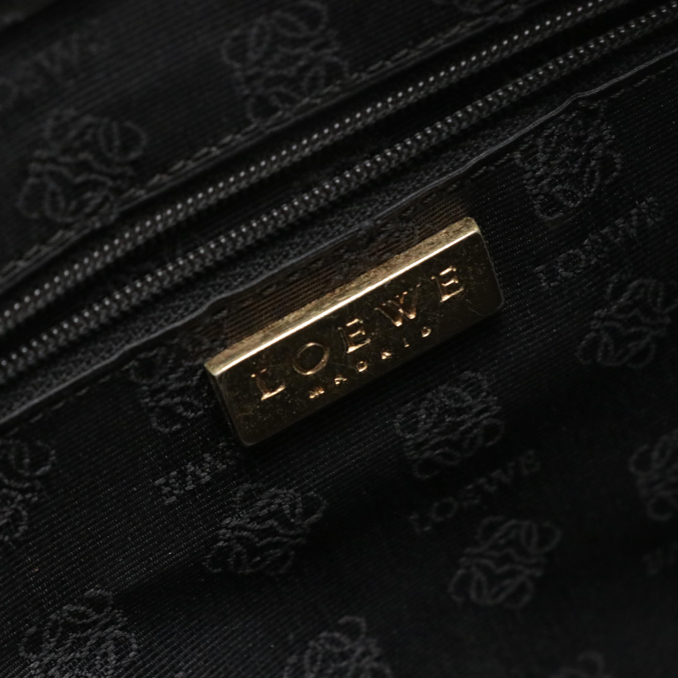 Loewe Zip Tote in Brown Patent Leather