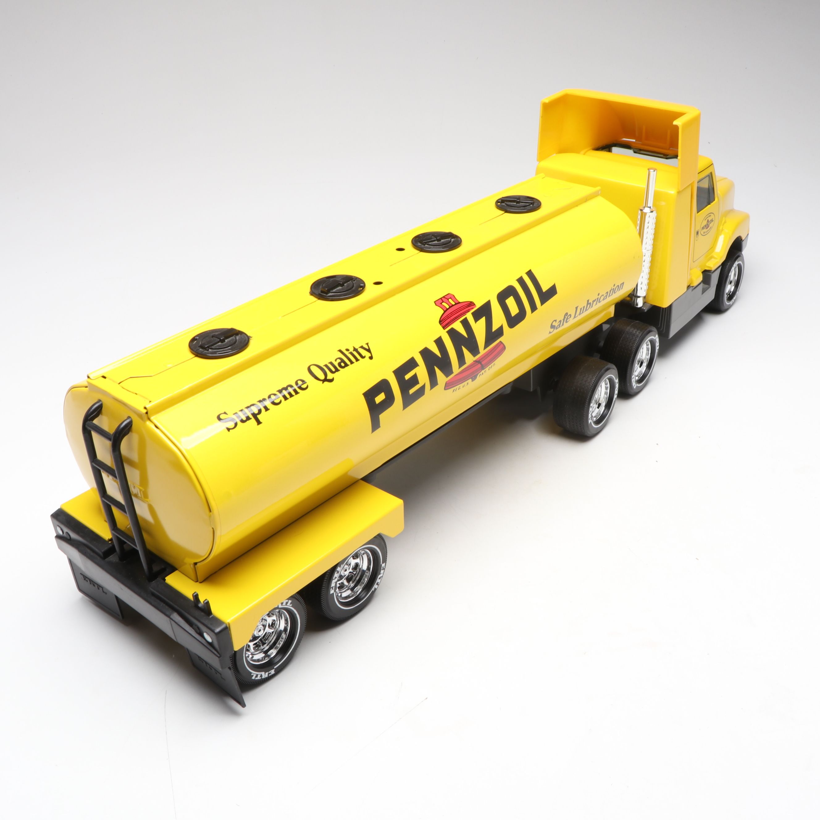 ERTL Pennzoil and Allied Diecast Trucks with Buddy L Gas Pump