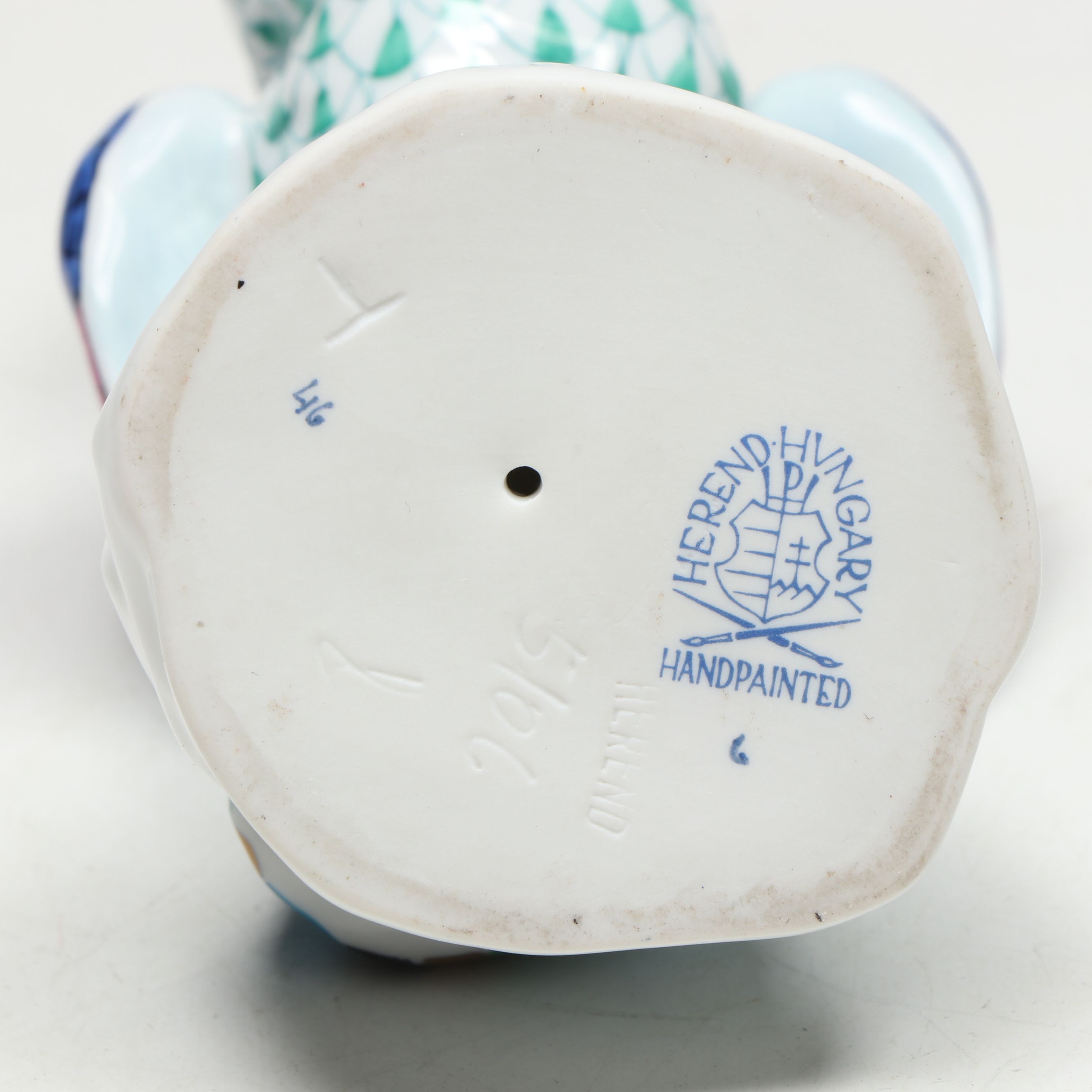 Herend Green Fishnet with Gold "Owl" Porcelain Figurine