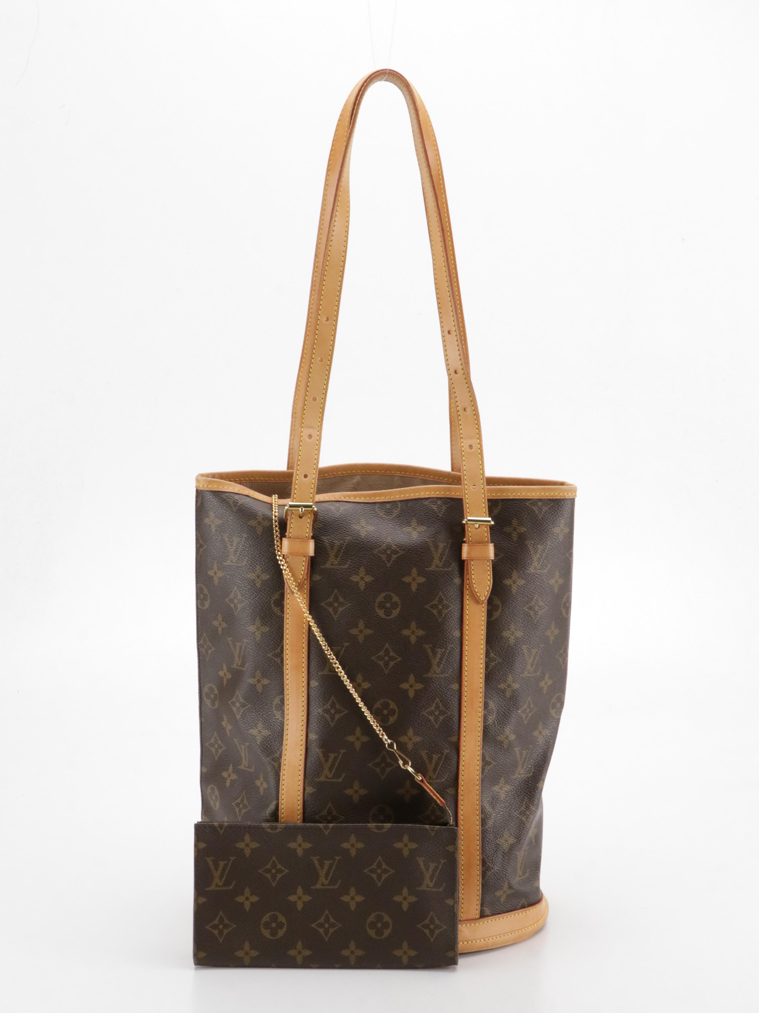 Louis Vuitton Bucket Bag GM with Pouch in Monogram Canvas and Vachetta Leather