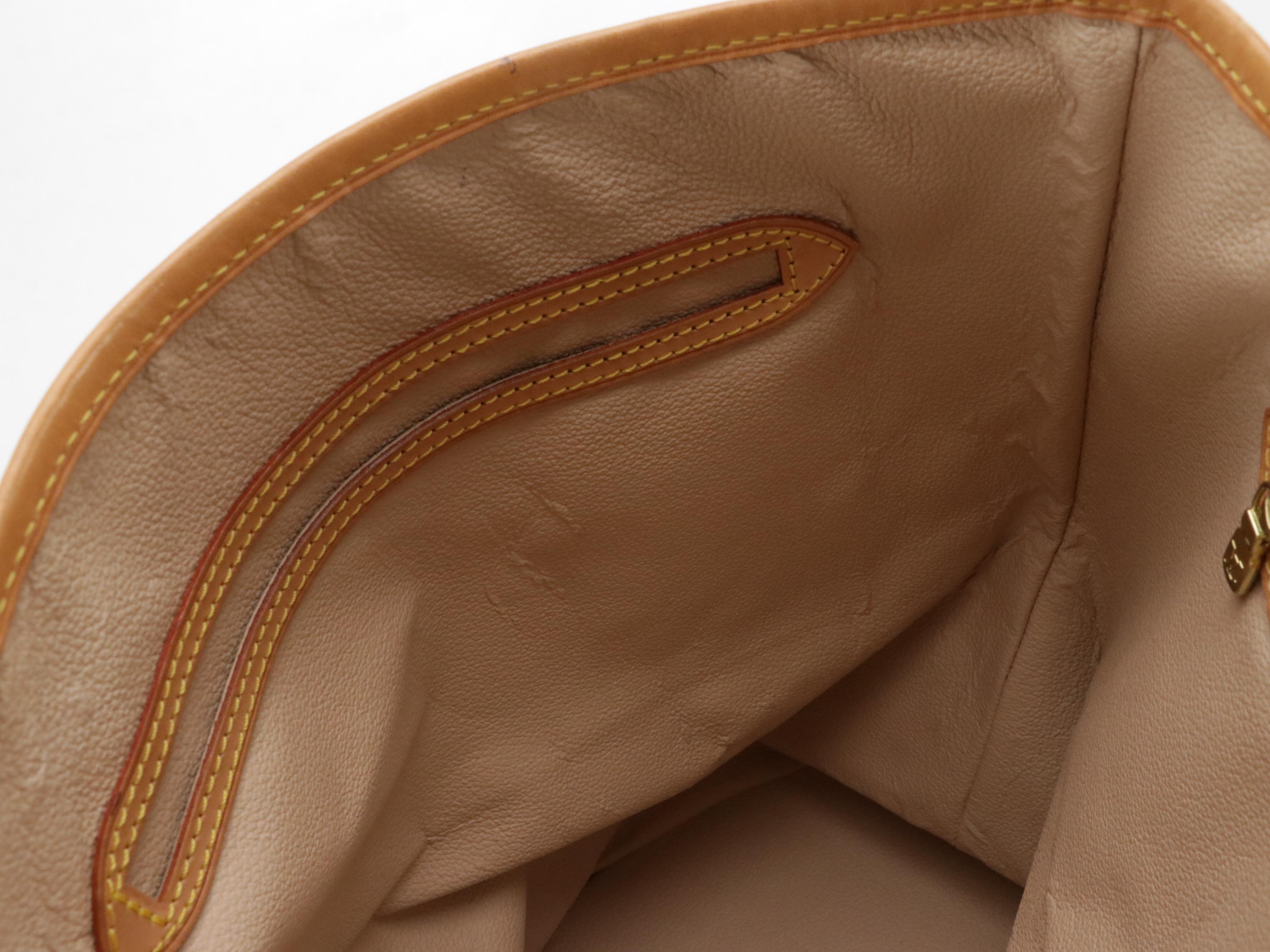 Louis Vuitton Bucket Bag GM with Pouch in Monogram Canvas and Vachetta Leather