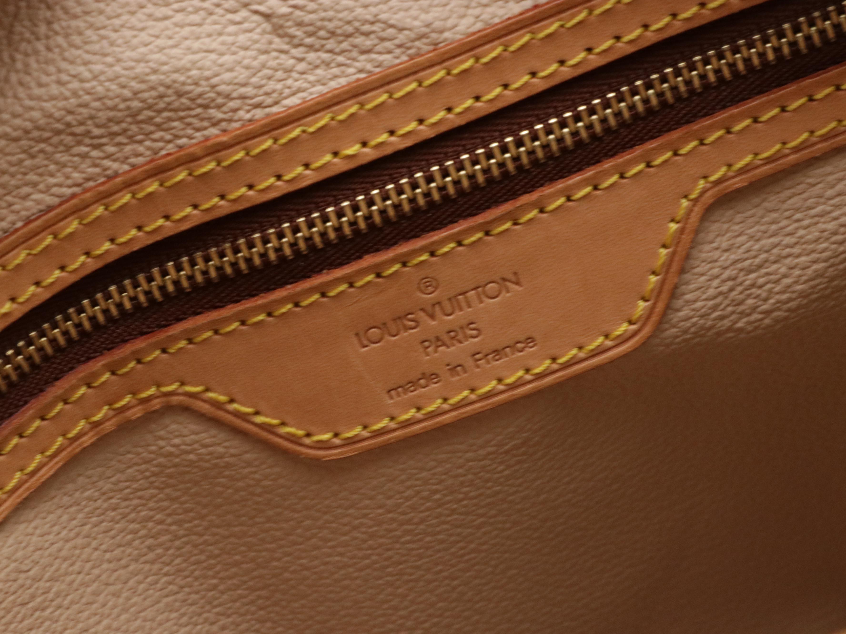 Louis Vuitton Bucket Bag GM with Pouch in Monogram Canvas and Vachetta Leather