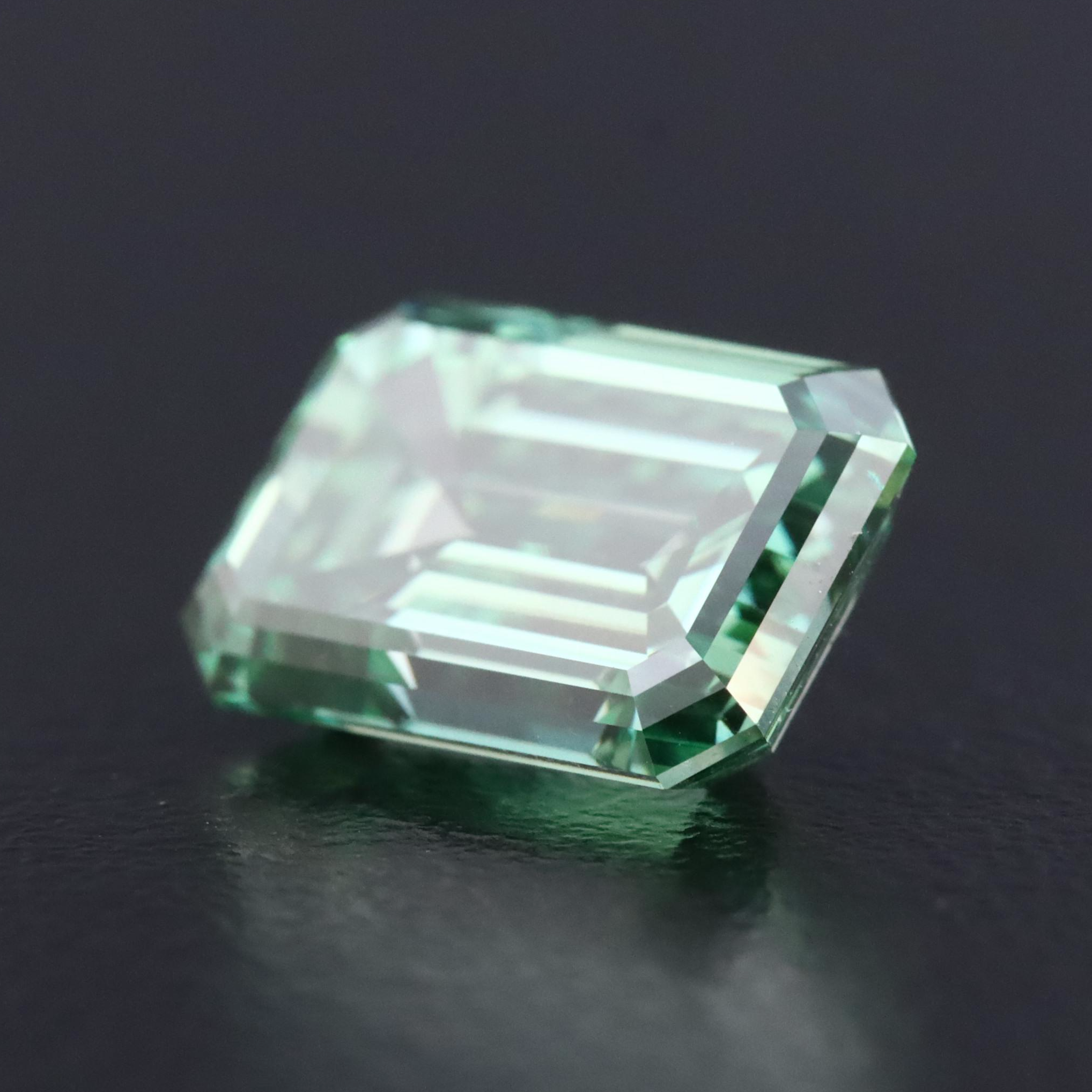 Loose 3.20 CT Lab Grown Fancy Green Diamond with IGI Report