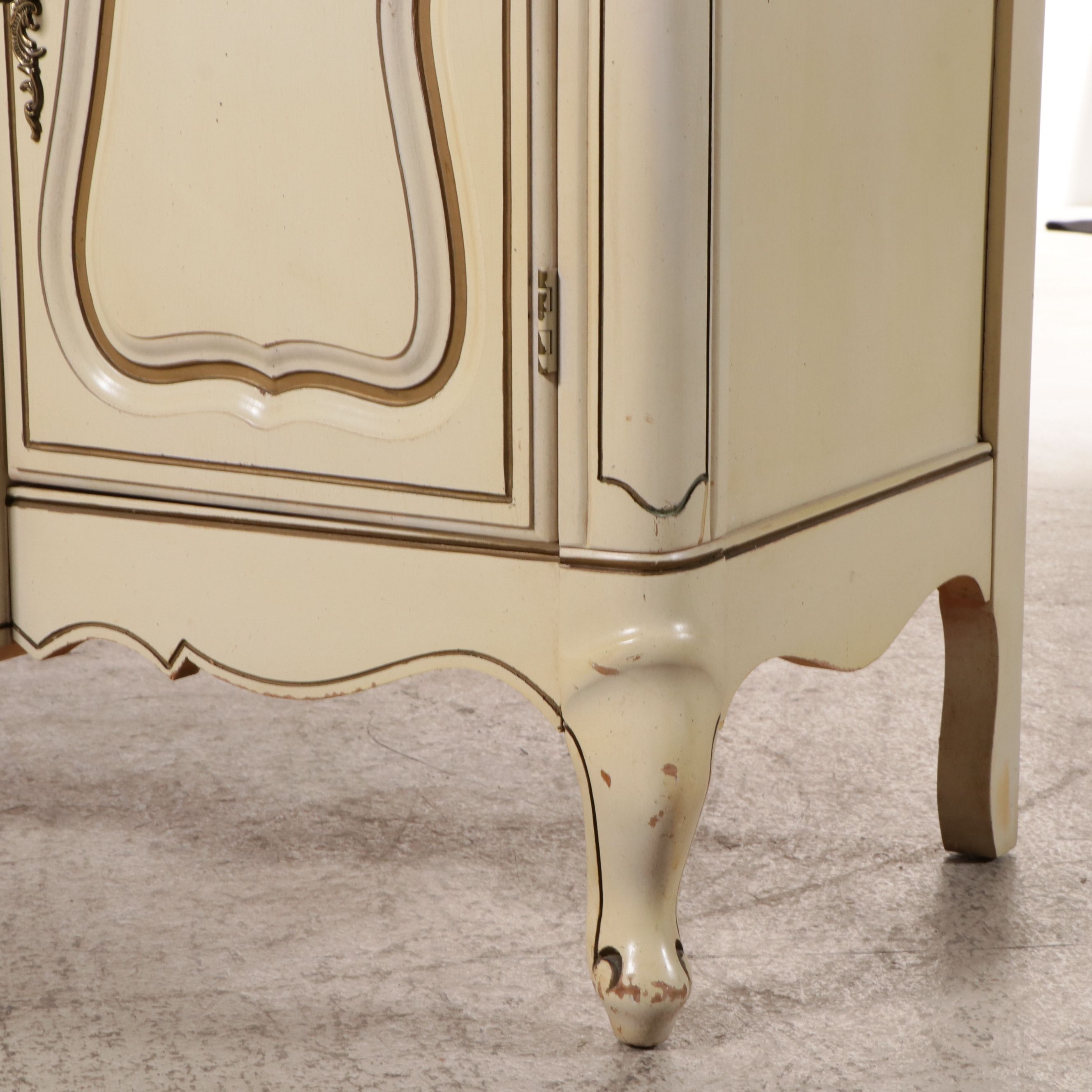 French Provincial Style Paint-Decorated Wood China Cabinet