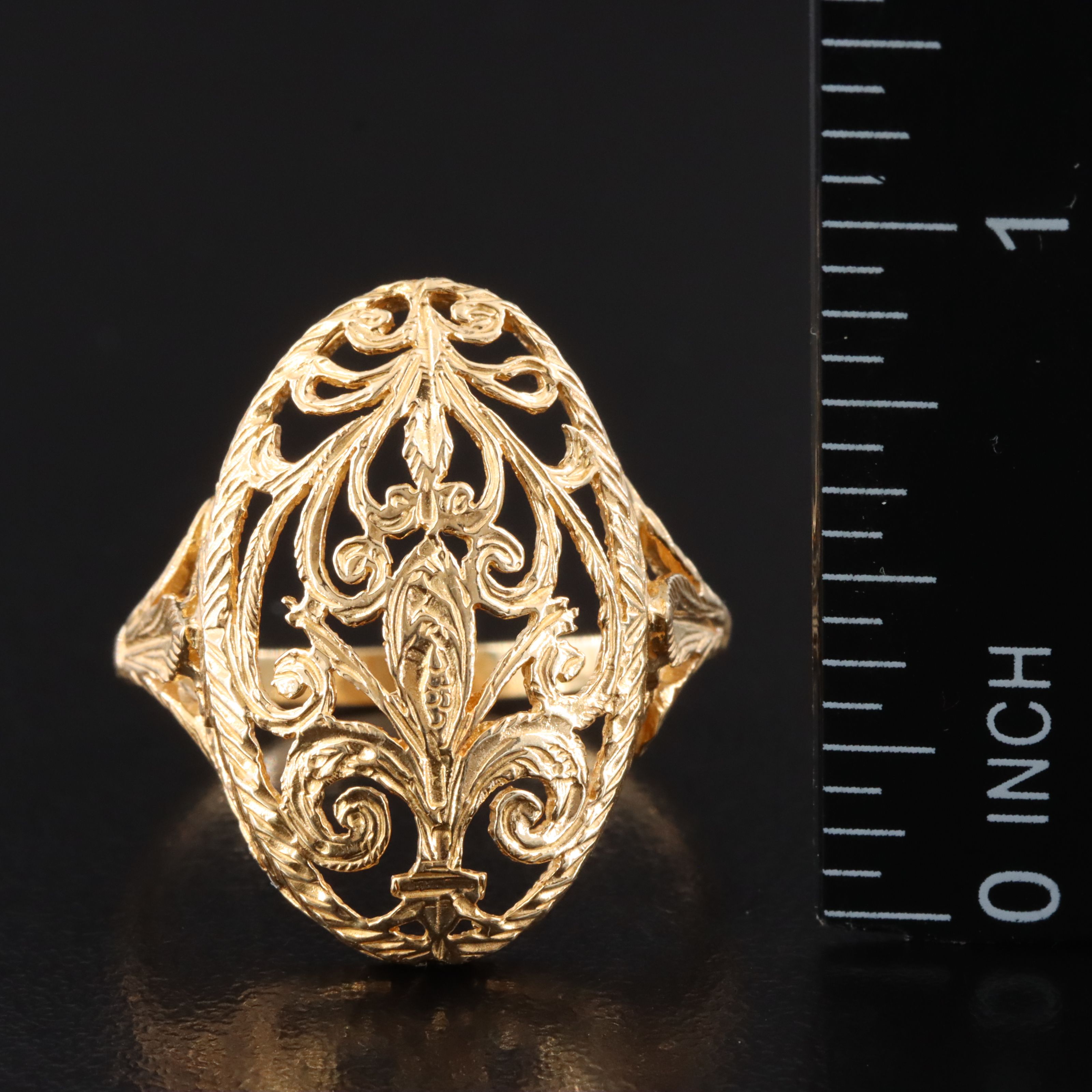 14K Cut-Out Scrolled Ring with Chased Details