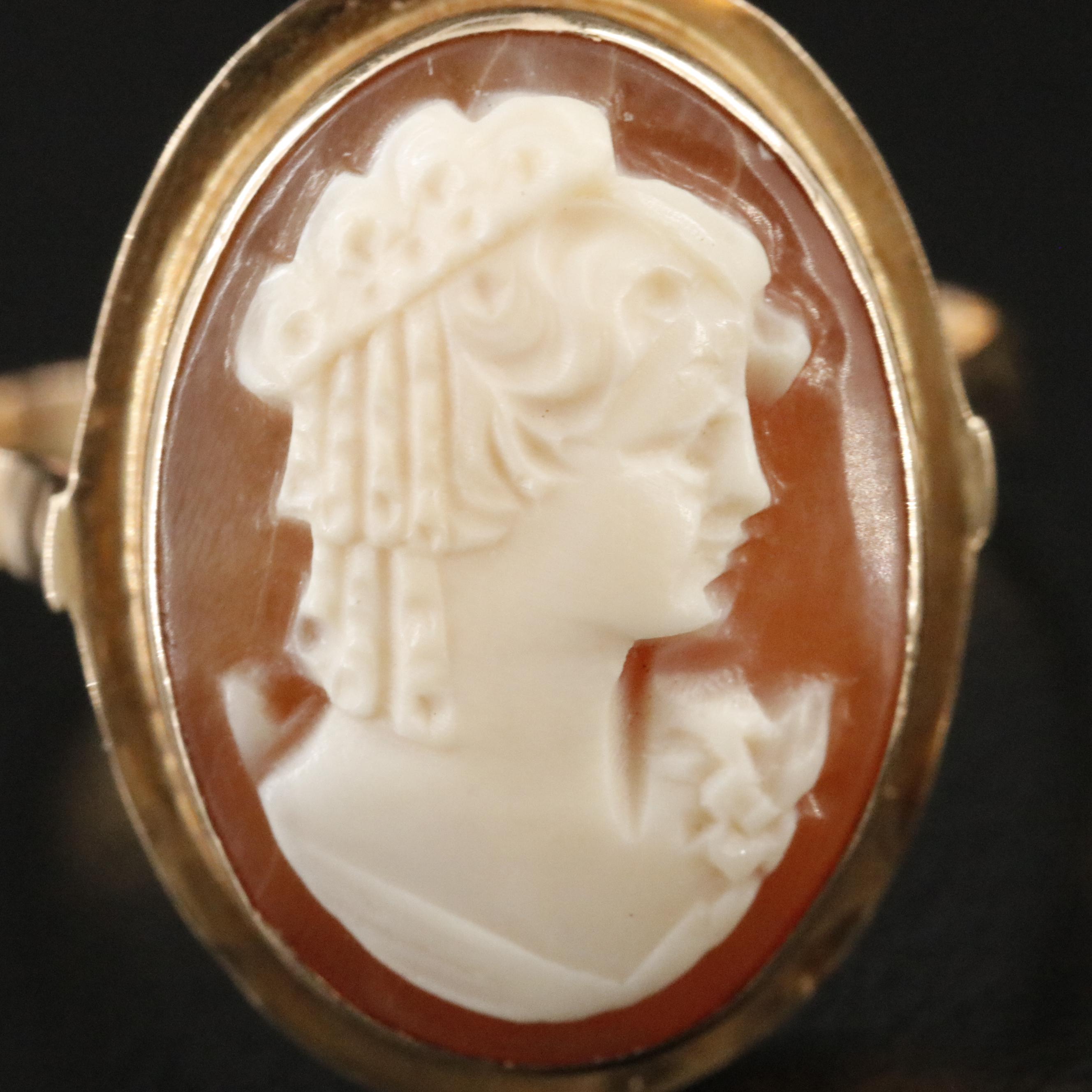 Vintage 14K Shell Cameo Ring