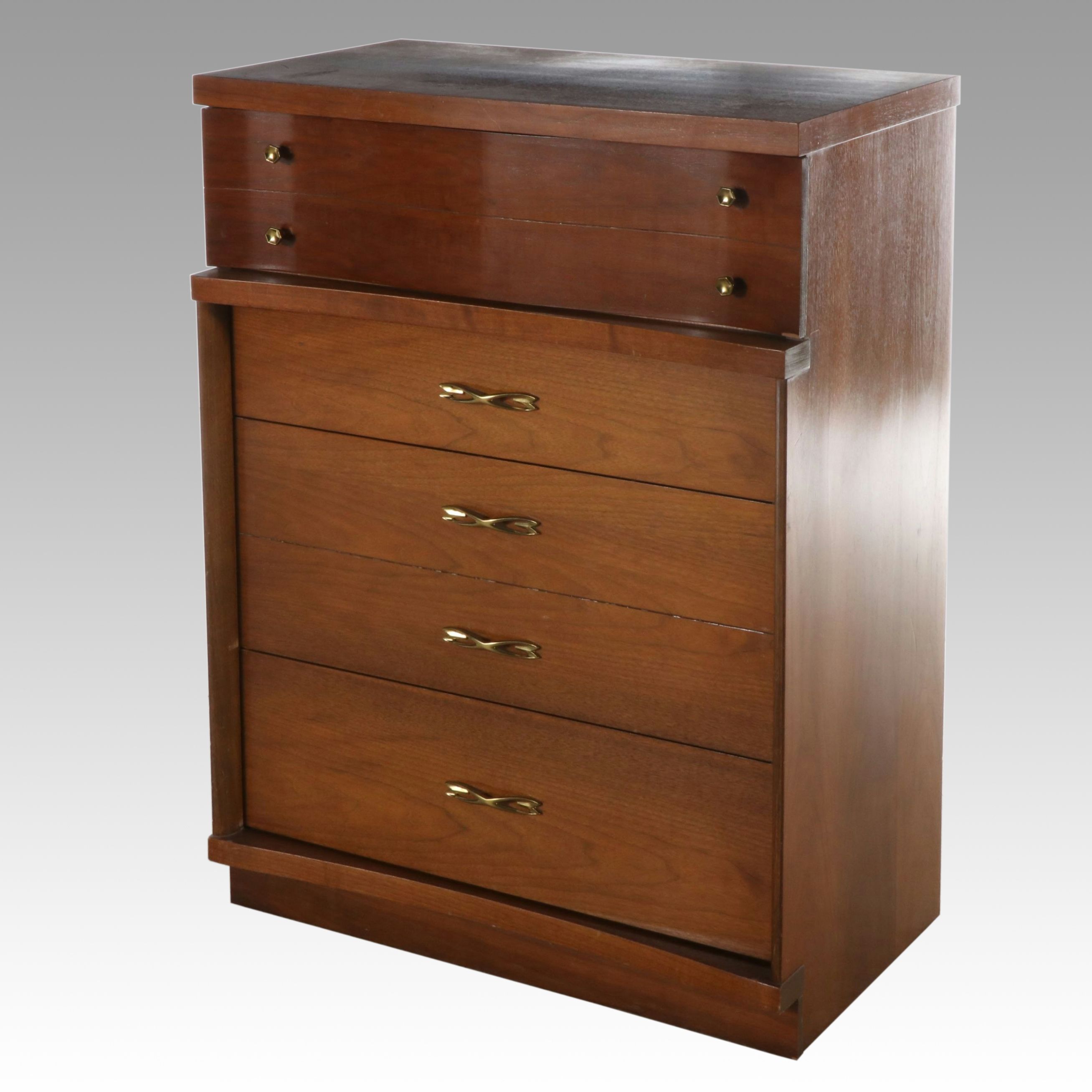 Bassett Furniture Mid Century Modern Style Walnut Chest of Drawers