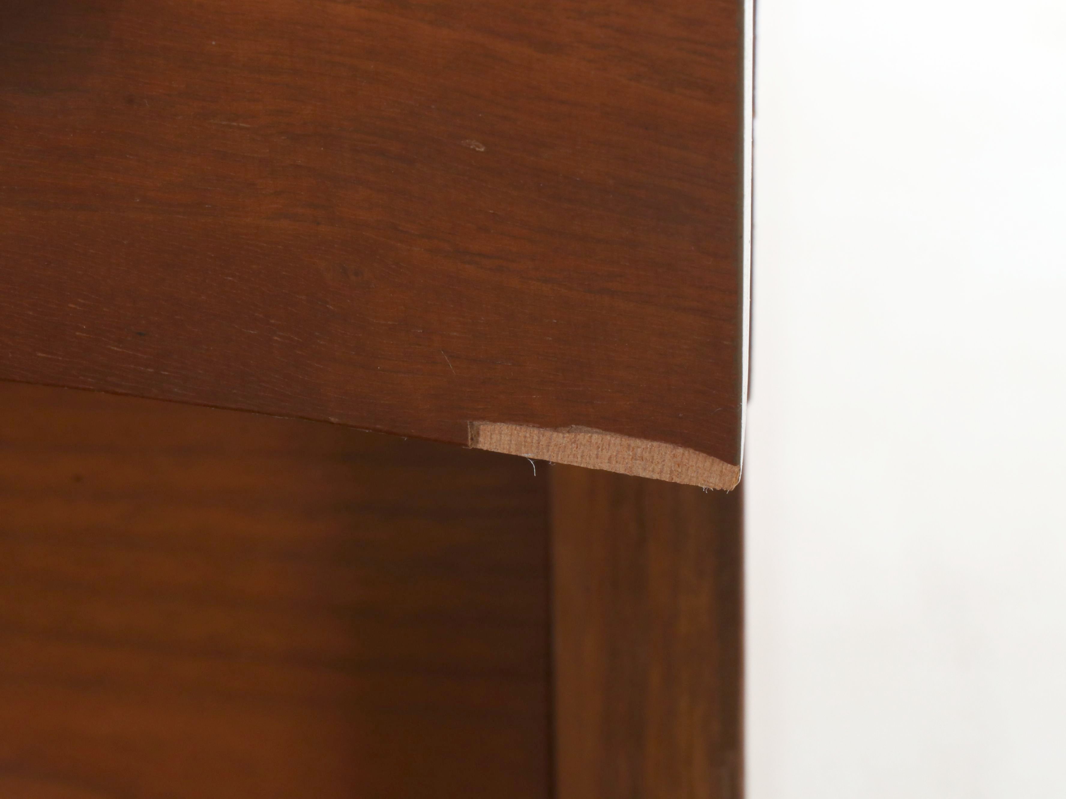 Bassett Furniture Mid Century Modern Style Walnut Chest of Drawers