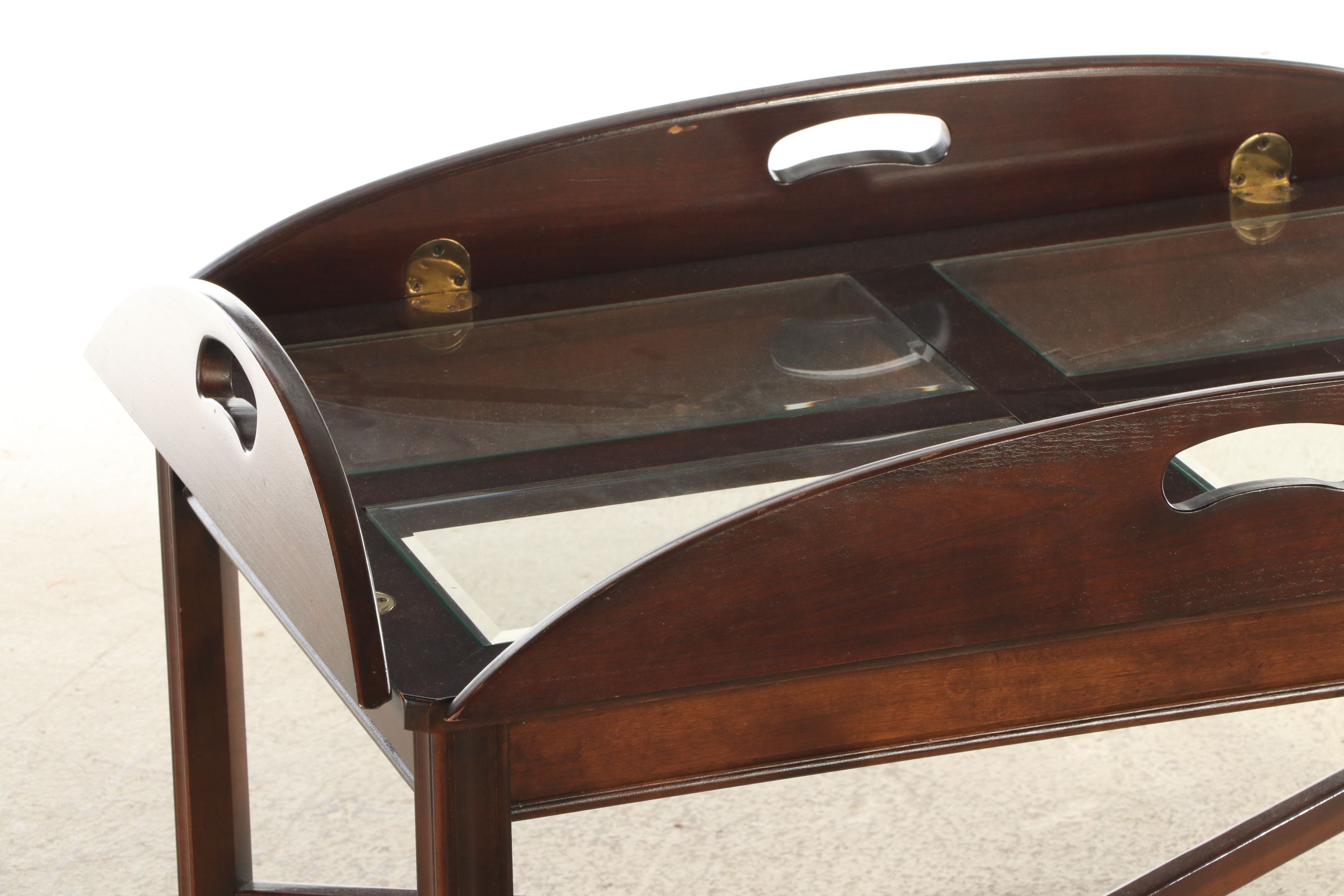 Hammary Chippendale Style Mahogany and Glass Butler's Tray Table