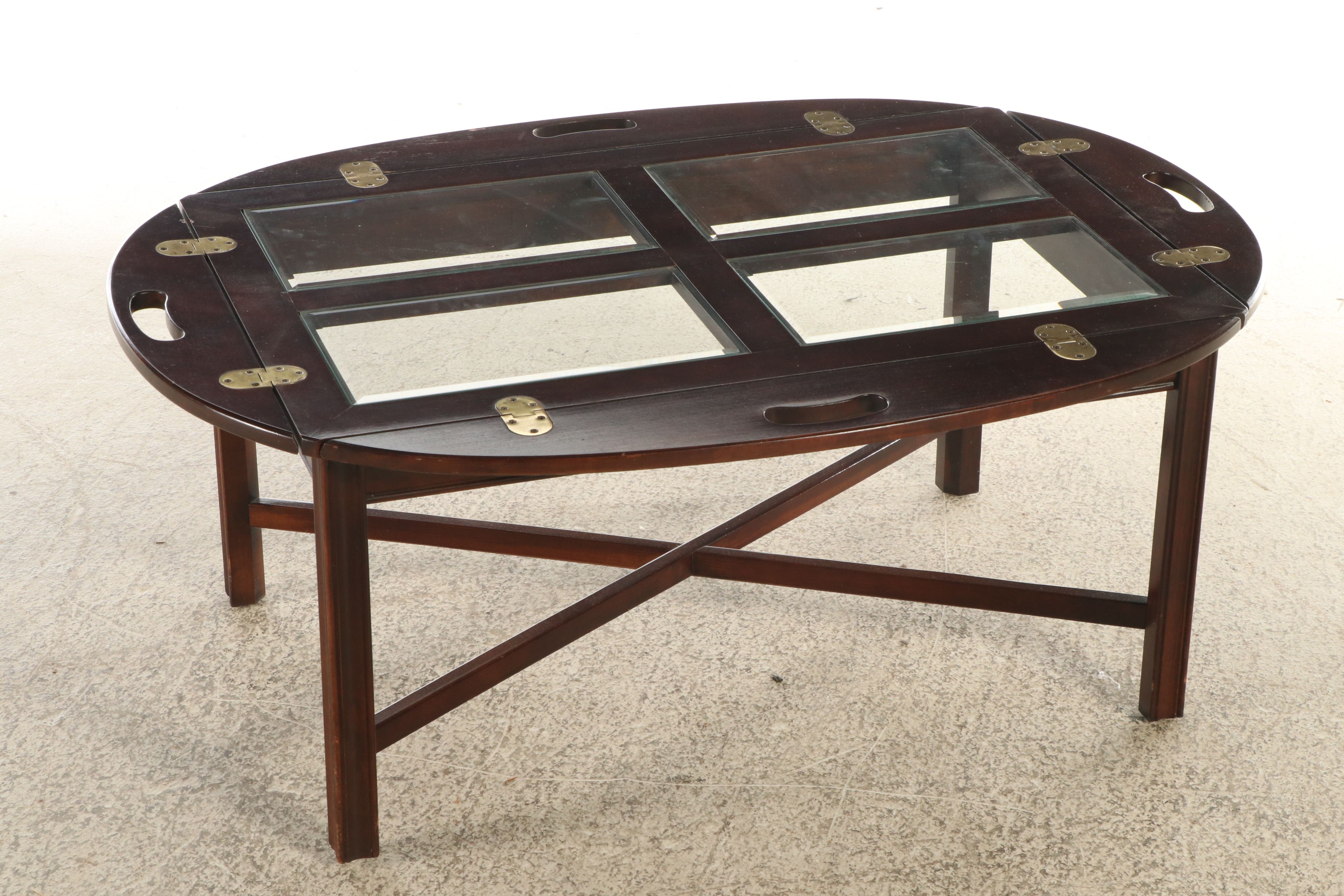 Hammary Chippendale Style Mahogany and Glass Butler's Tray Table