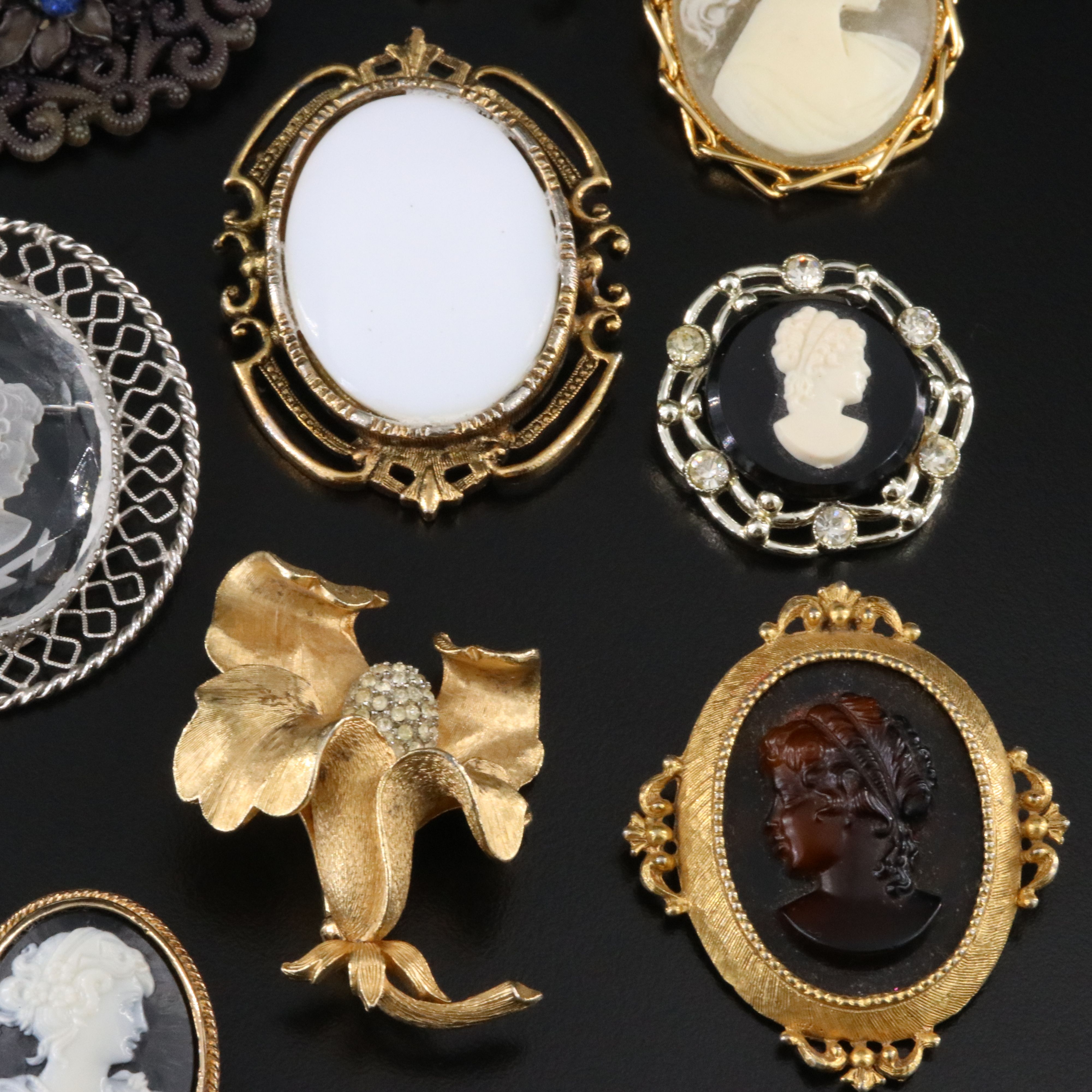 Florenza and Cameos Featured in Vintage Brooch Collection