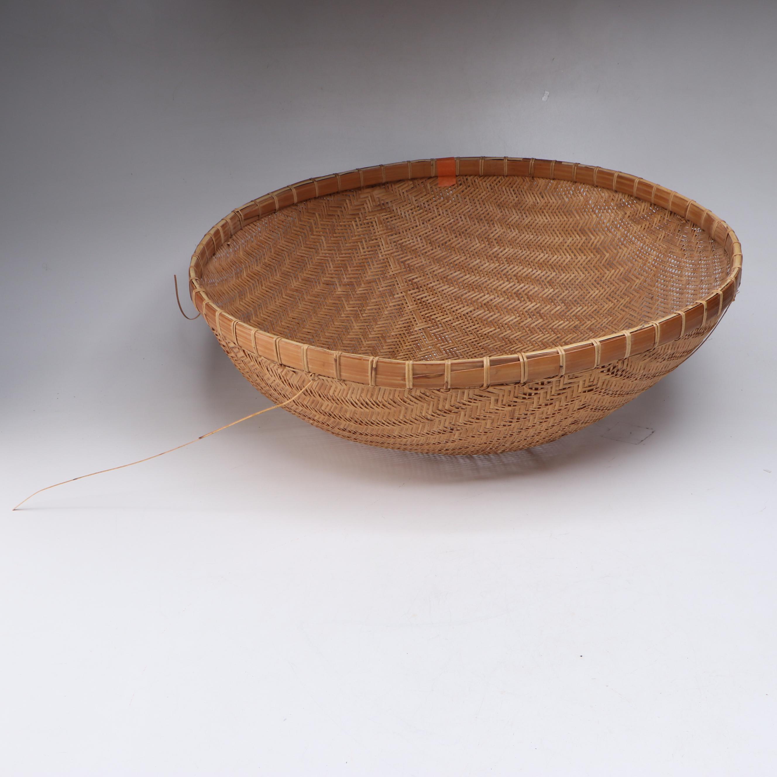 Bamboo Steamer with Woven Bamboo Baskets and Other Décor