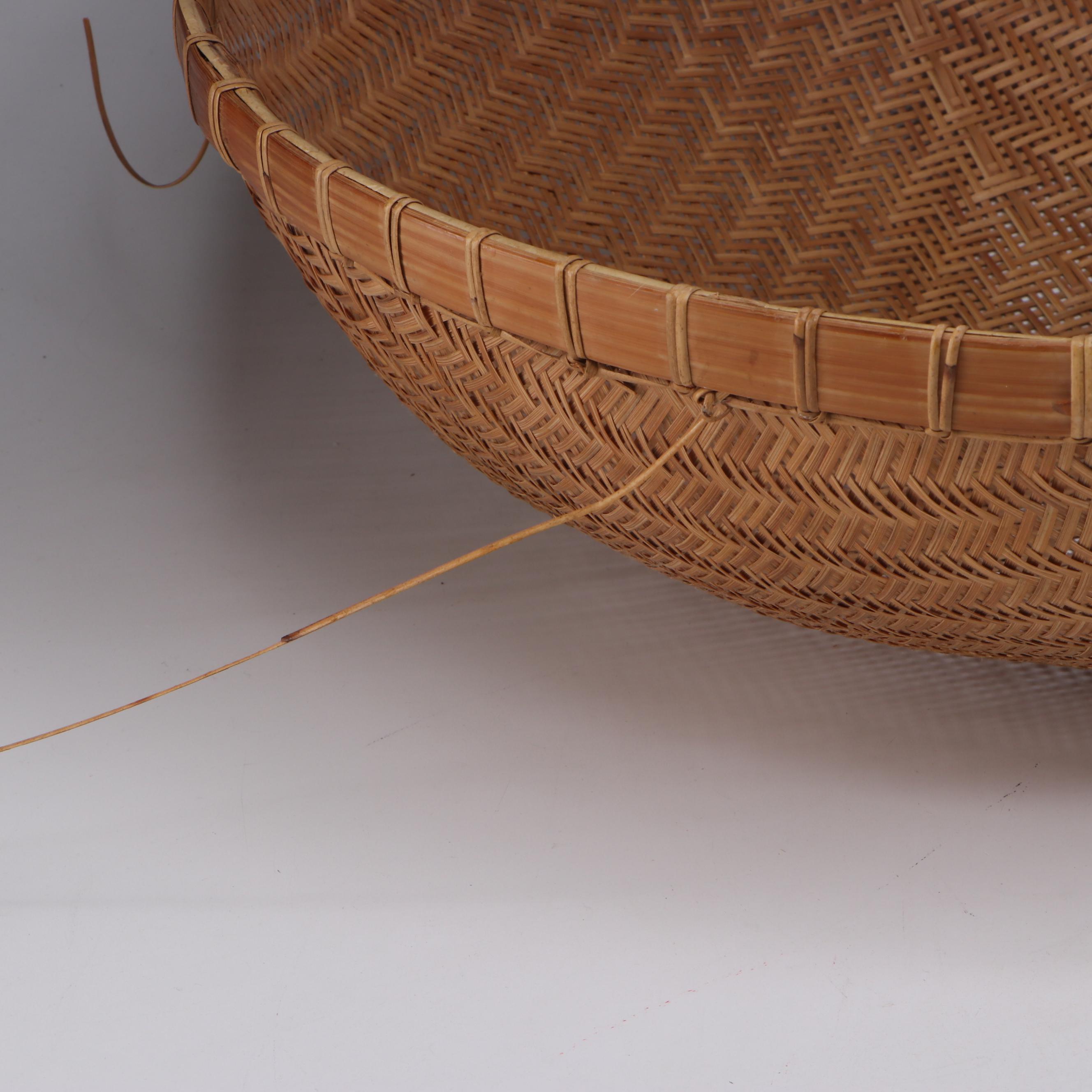 Bamboo Steamer with Woven Bamboo Baskets and Other Décor