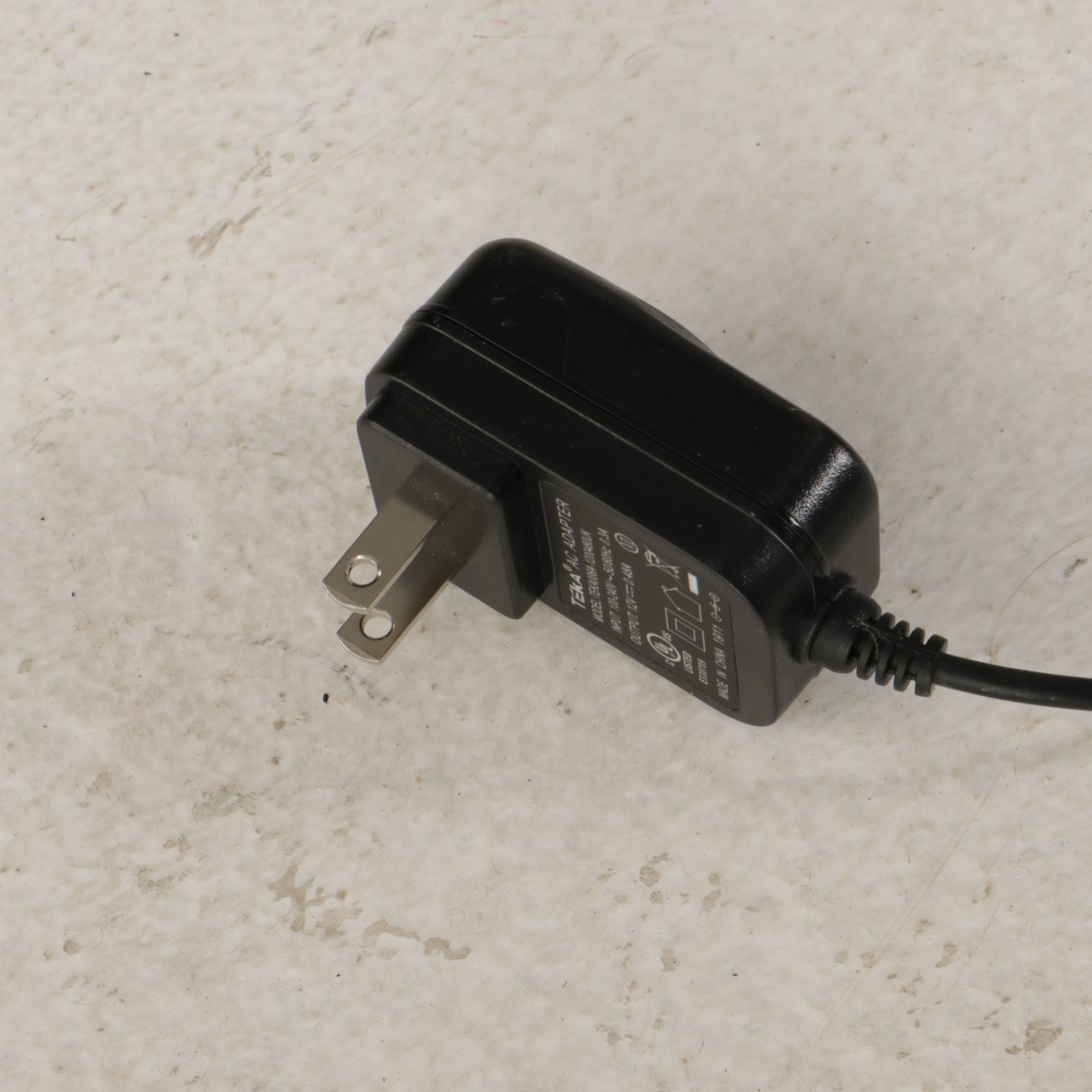 Adesso Vera LED Brass-Tone Floor Lamp with Marble Base