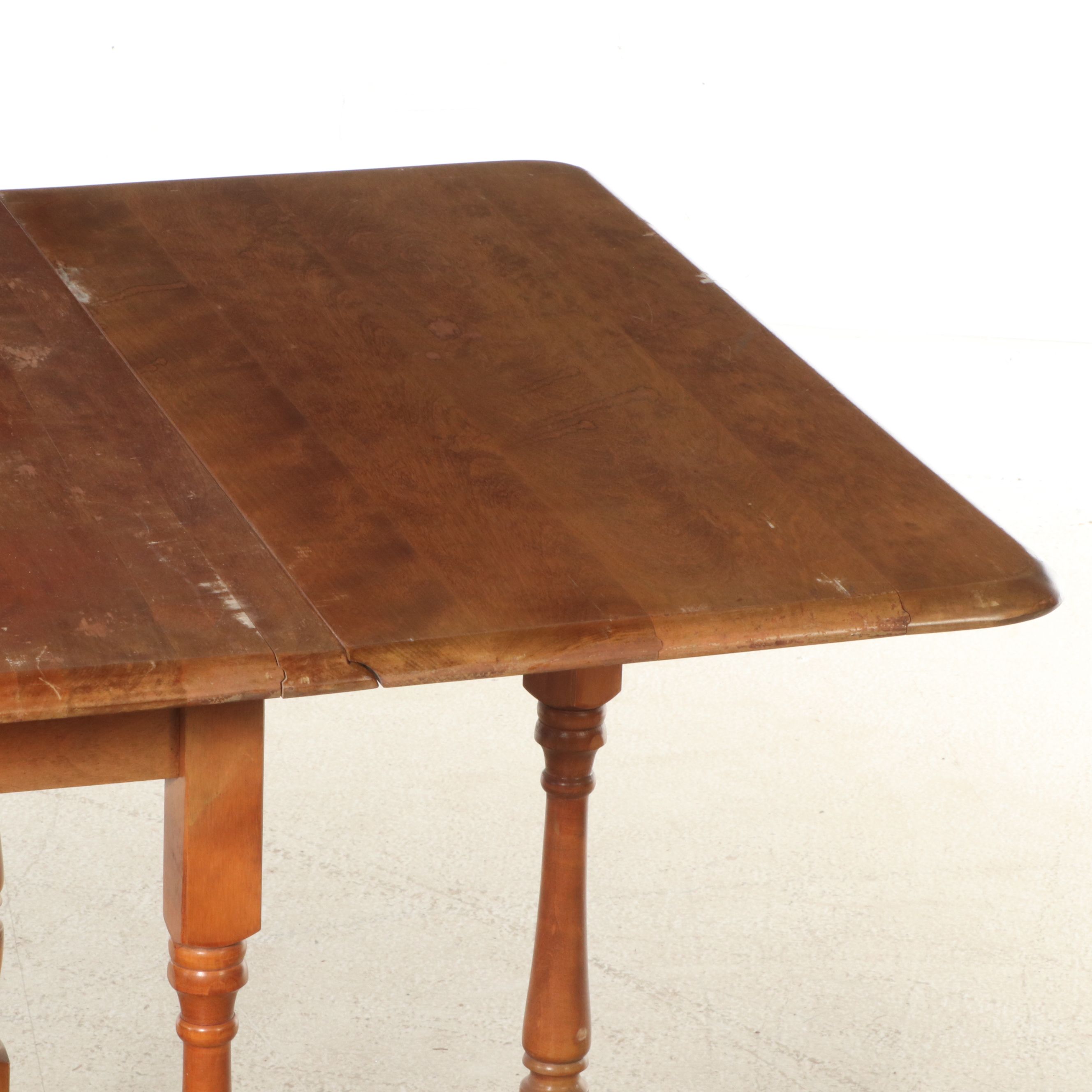 Jacobean Revival Style Elm Finish Gate-Leg Table, Early to Mid-20th Century