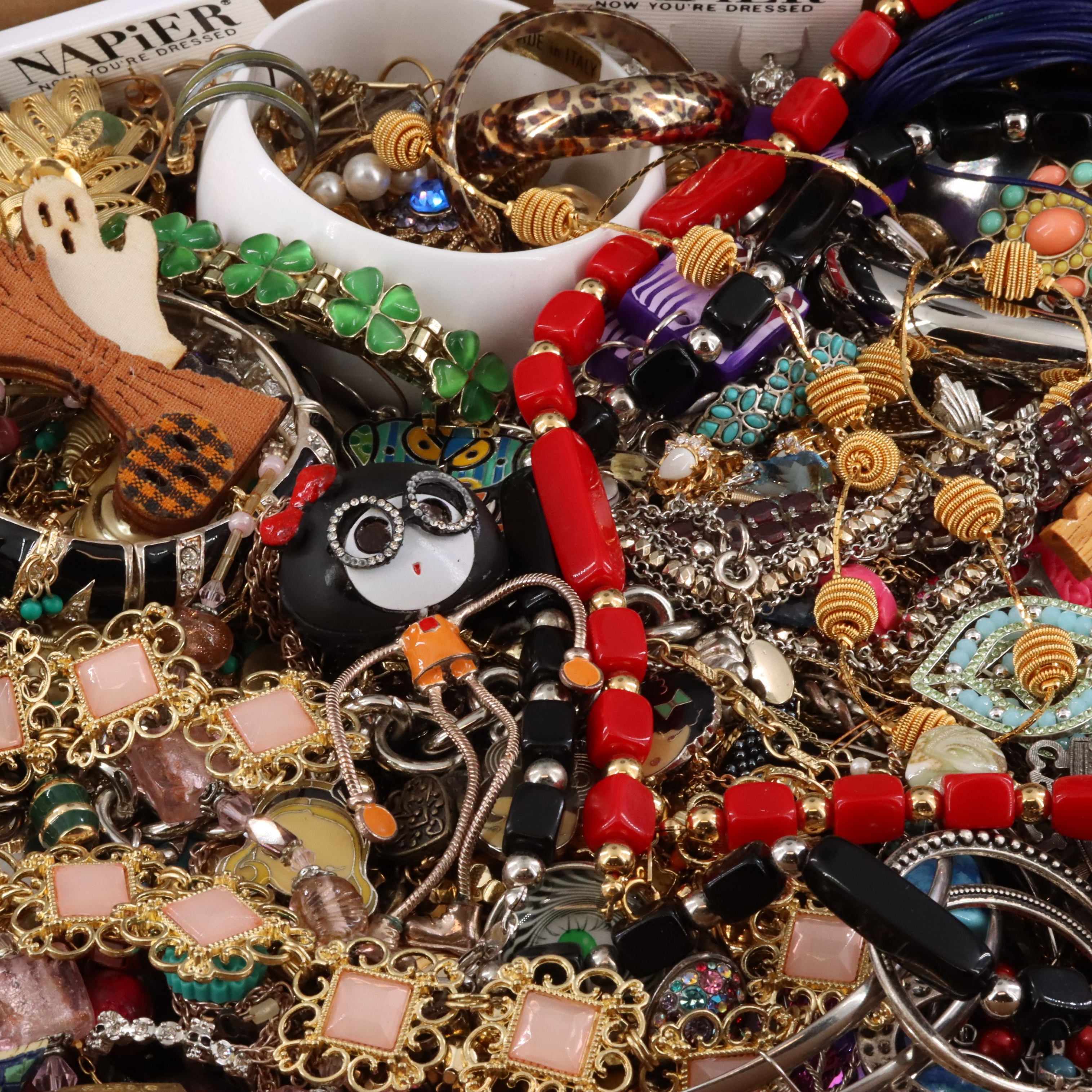 Uncommon Discoveries: Jewelry Collection