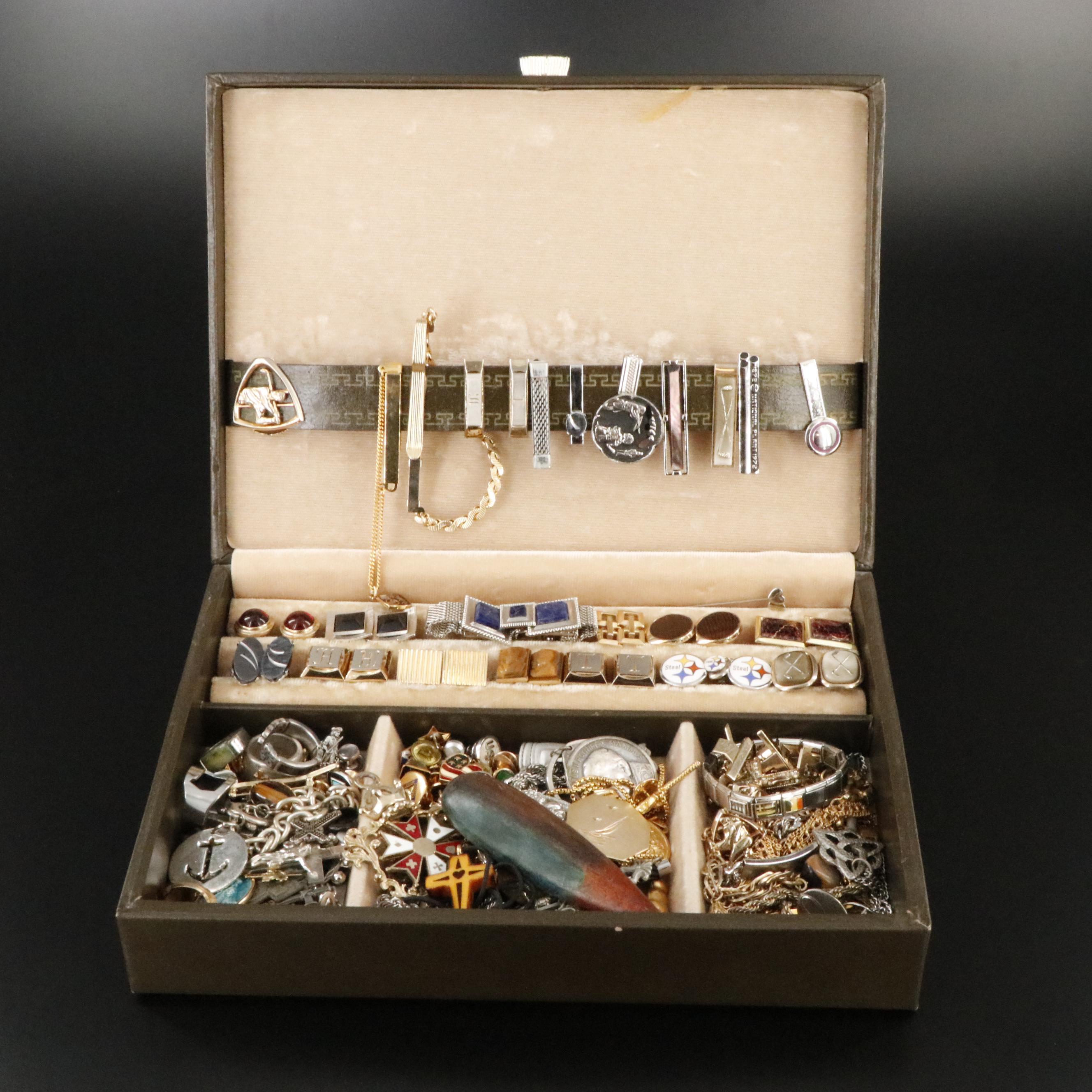 Uncommon Discoveries: Jewelry Collection