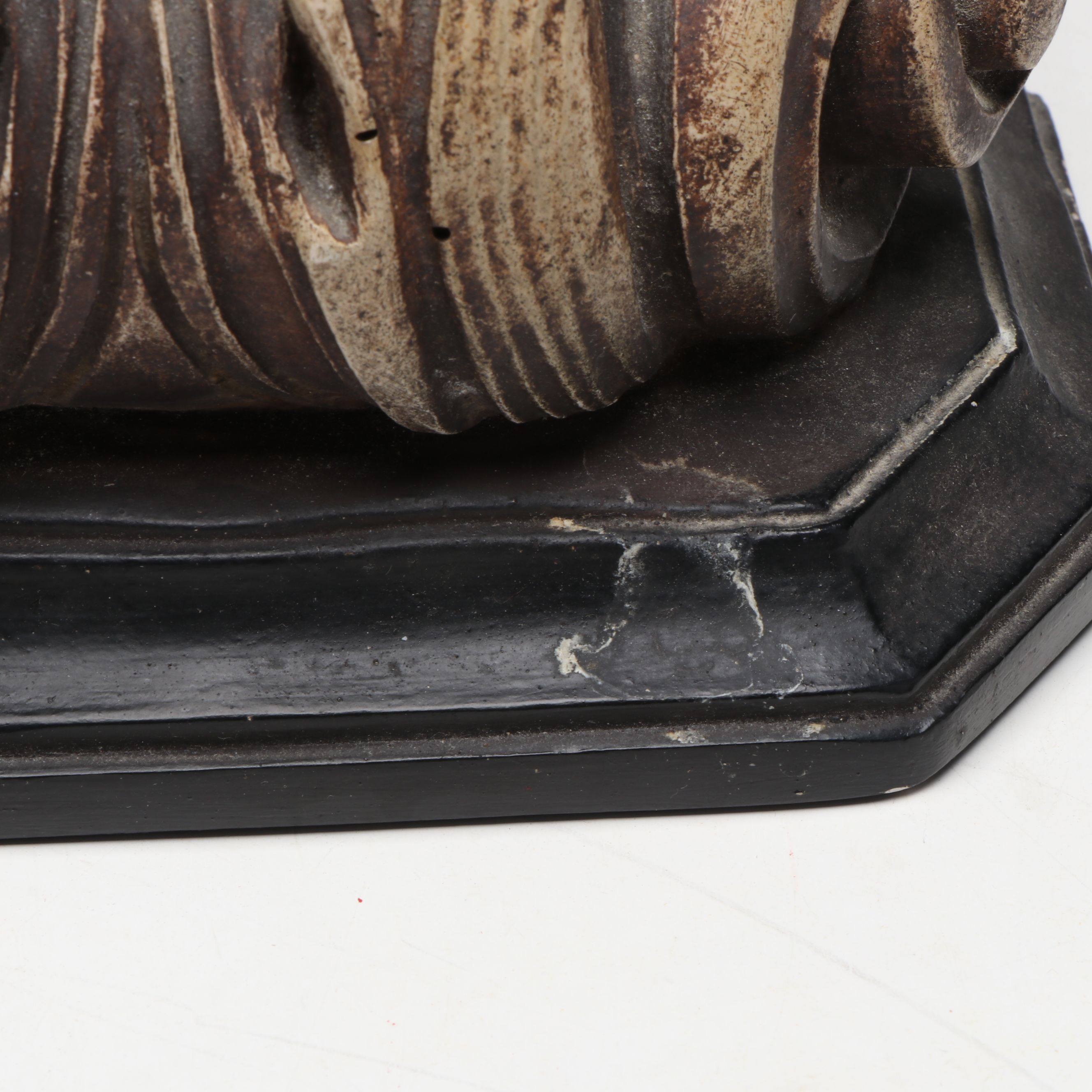 Clifford Art Studio Painted Composite Tuscan Style Corbel Shelves