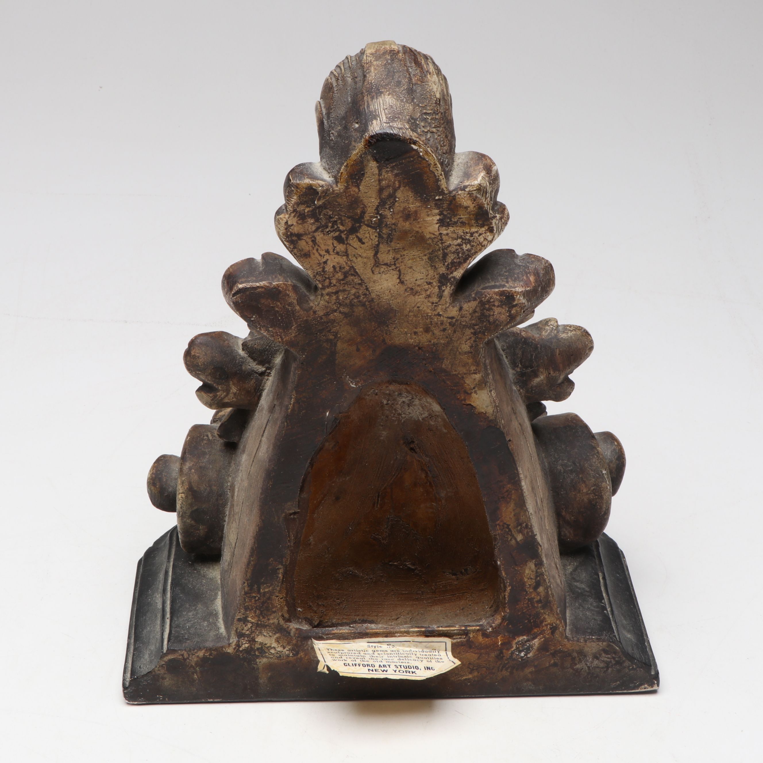 Clifford Art Studio Painted Composite Tuscan Style Corbel Shelves