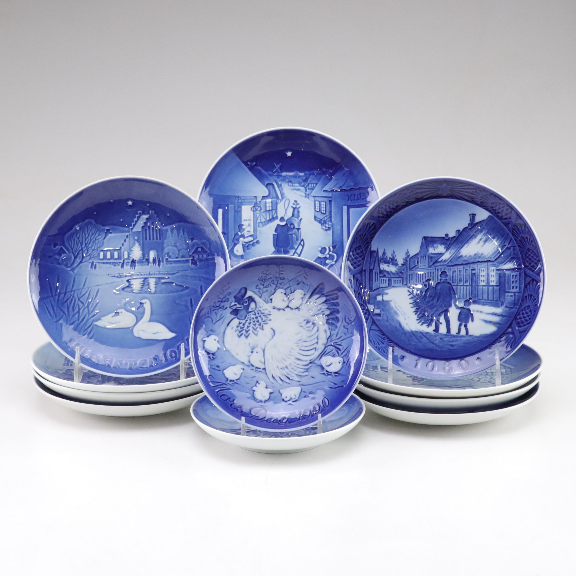 Bing & Grøndahl "Mother's Day" with Copenhagen Porcelain Christmas Plates