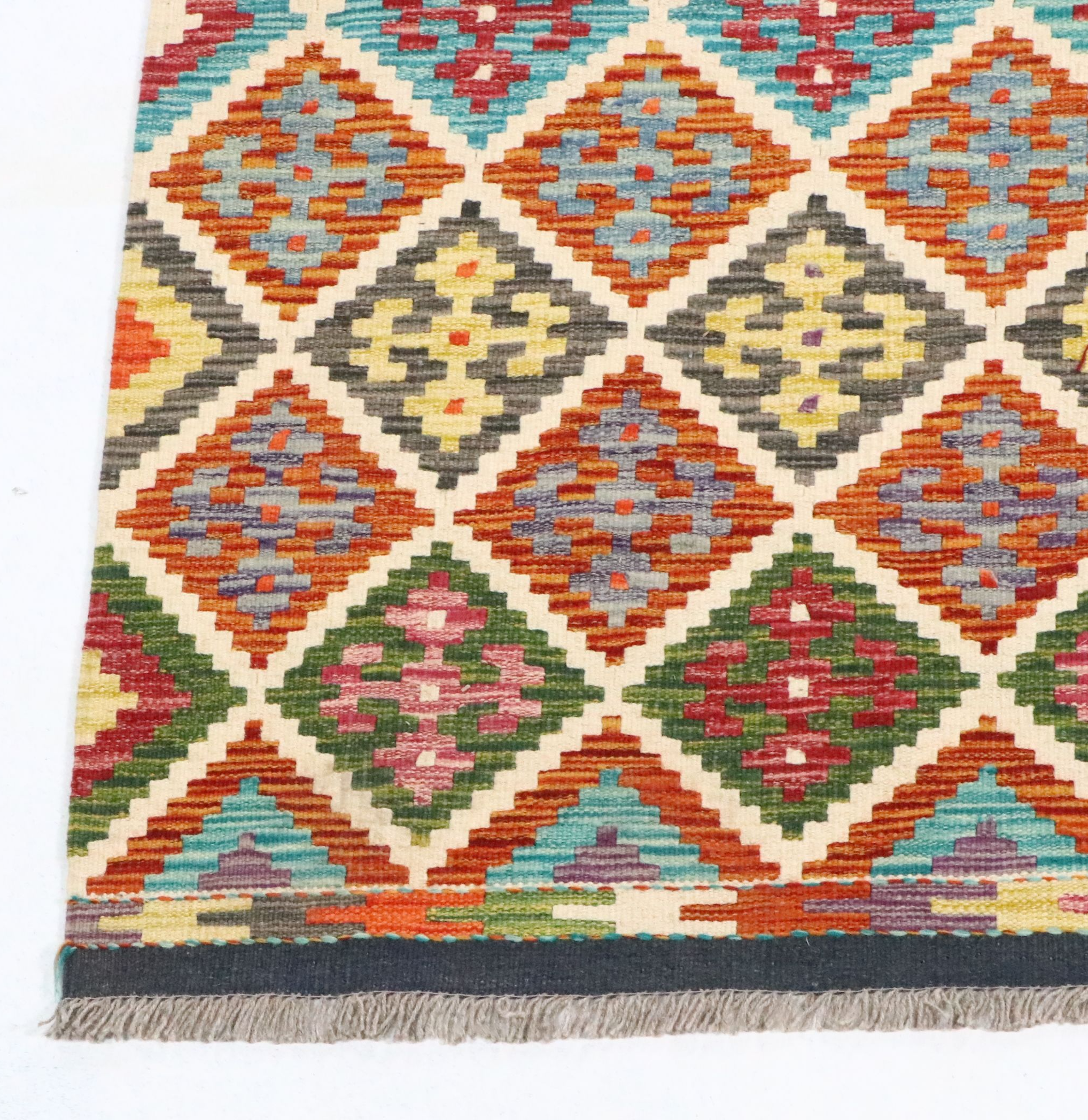 5'11 x 8'4 Handwoven Pakistani Kilim Area Rug