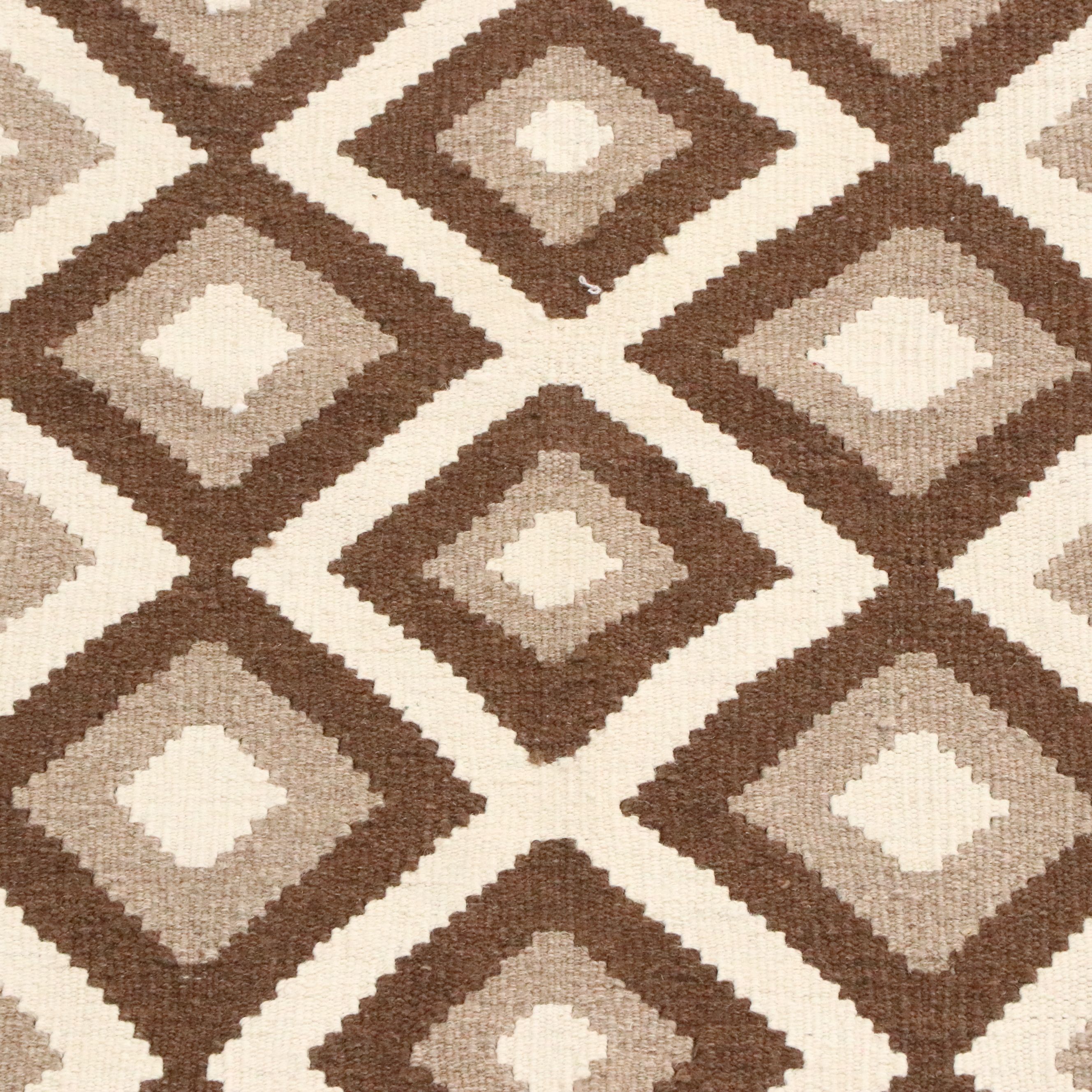 4'2 x 6'2 Handwoven Pakistani Kilim Area Rug