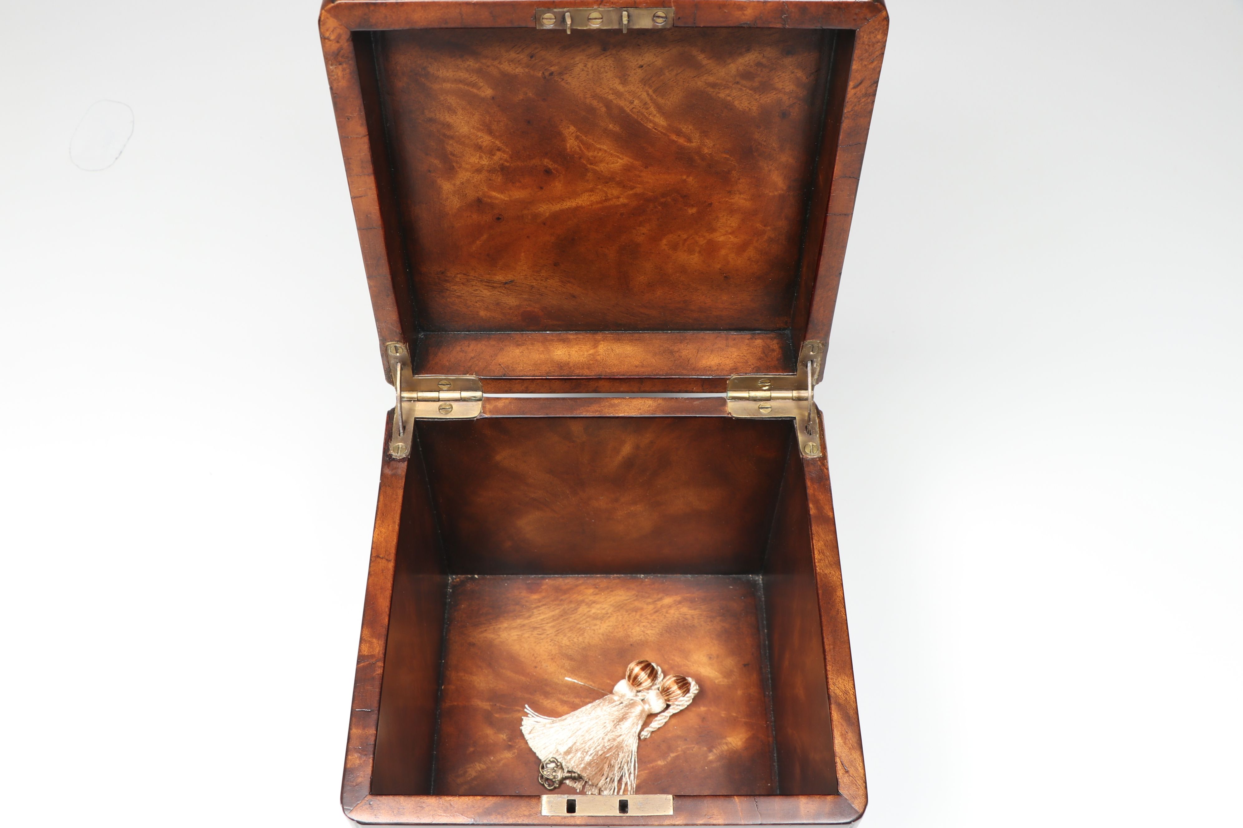 St. Andrews and Other Desk Clocks with Wooden Decorative Box