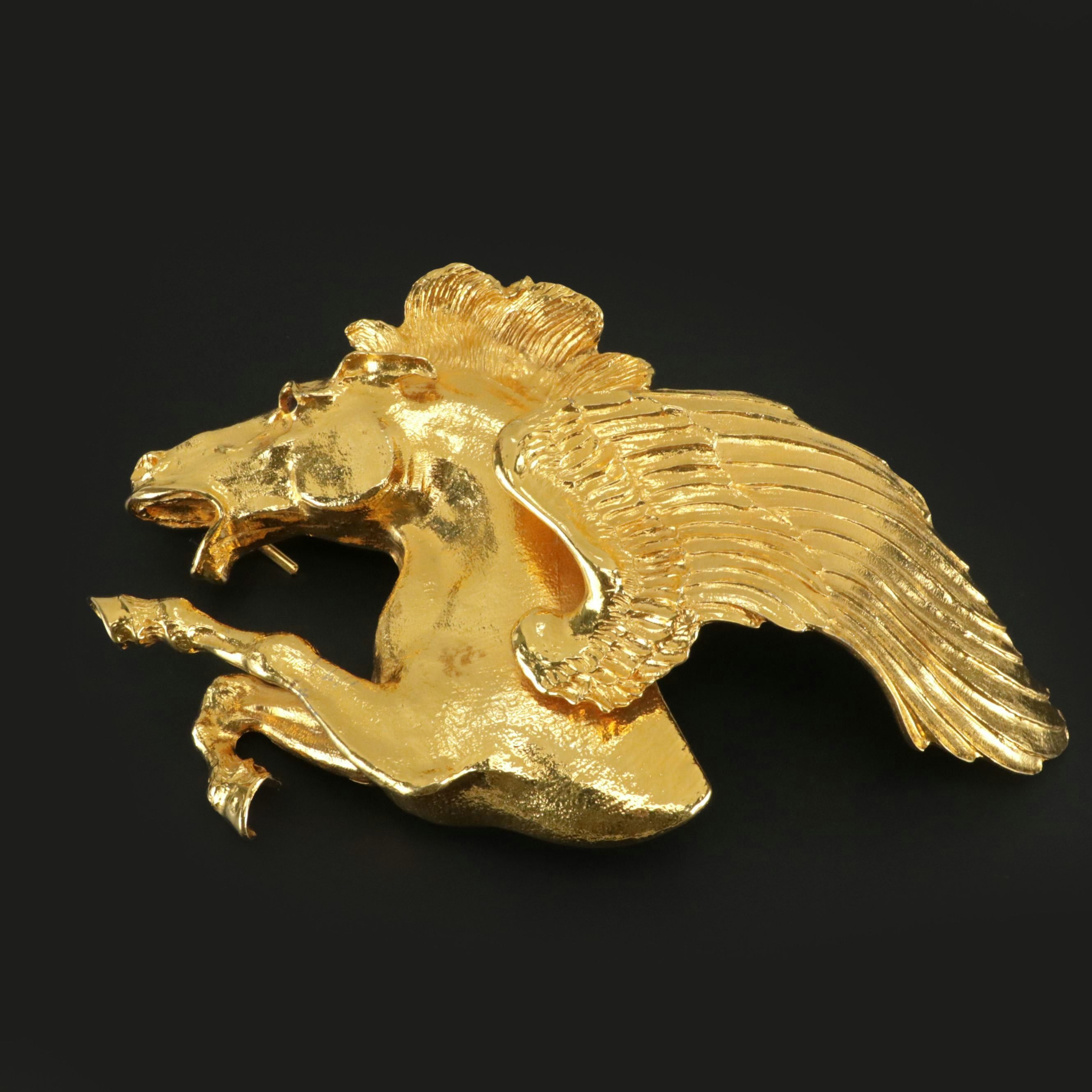 Christopher Ross Gold Plate Pegasus Sculptural Belt Buckle, 1980s
