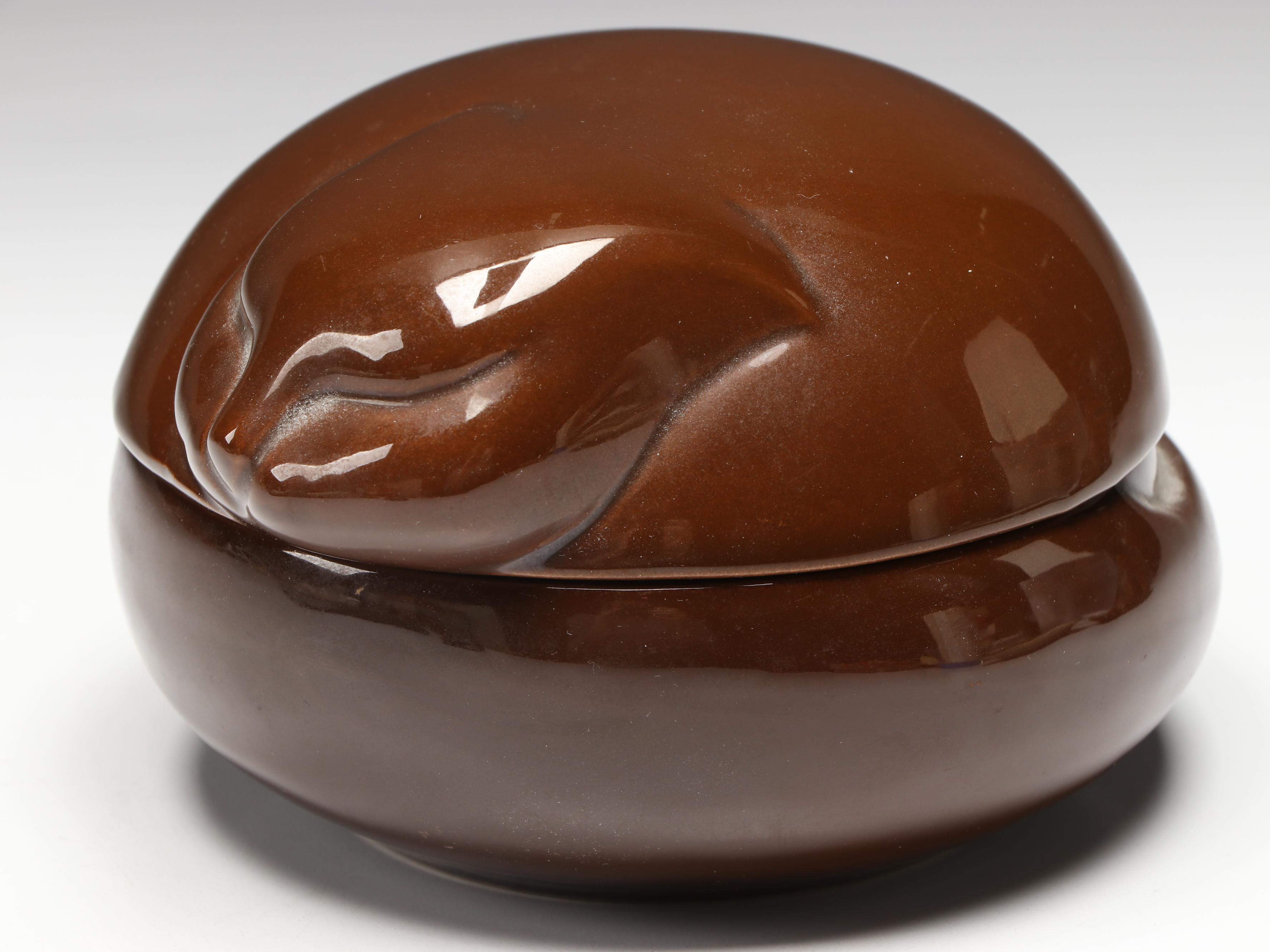 Tiffany & Co. Japanese Style Sleeping Cat Ceramic Box