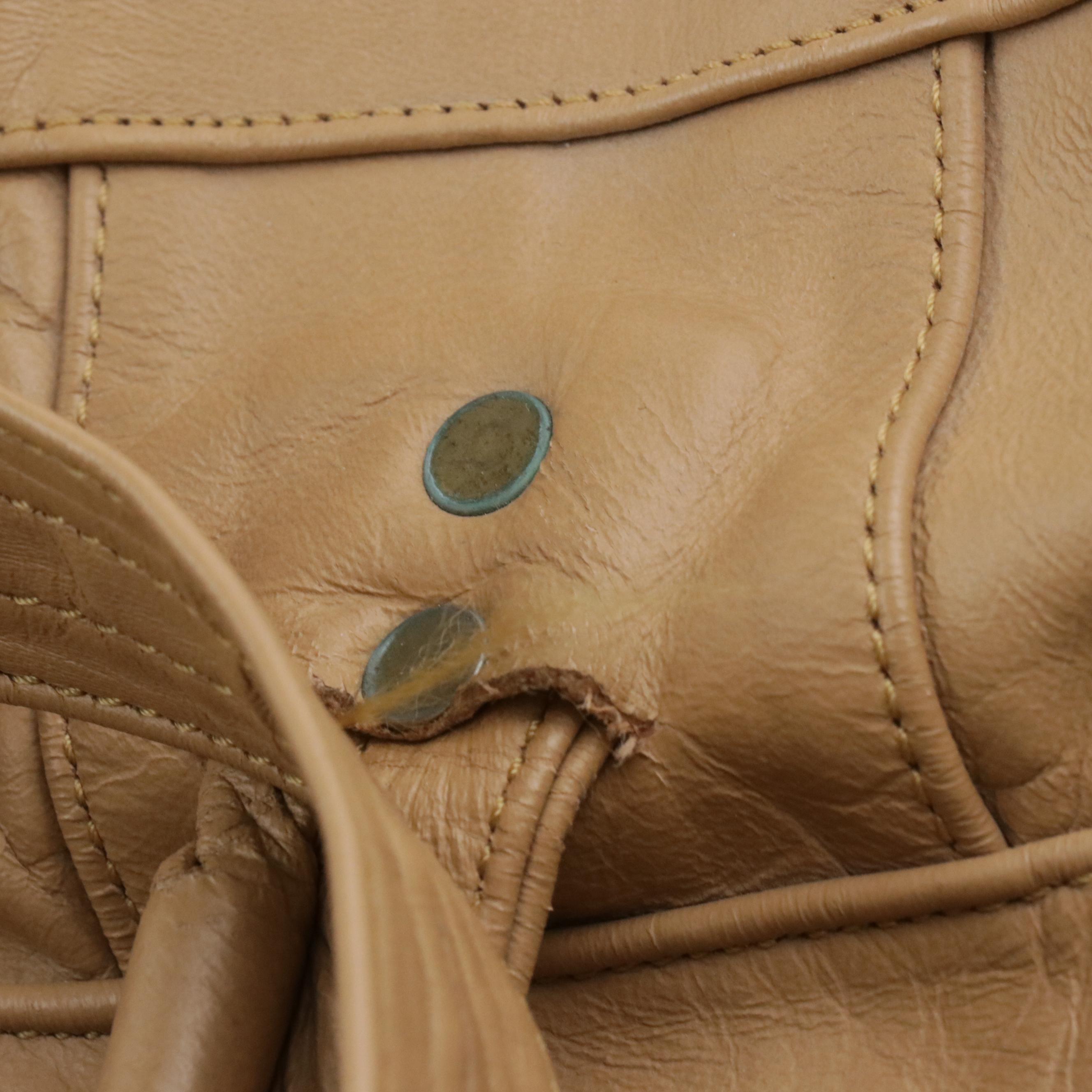 Ideal Vintage Beige Leather Travel Duffel Bag