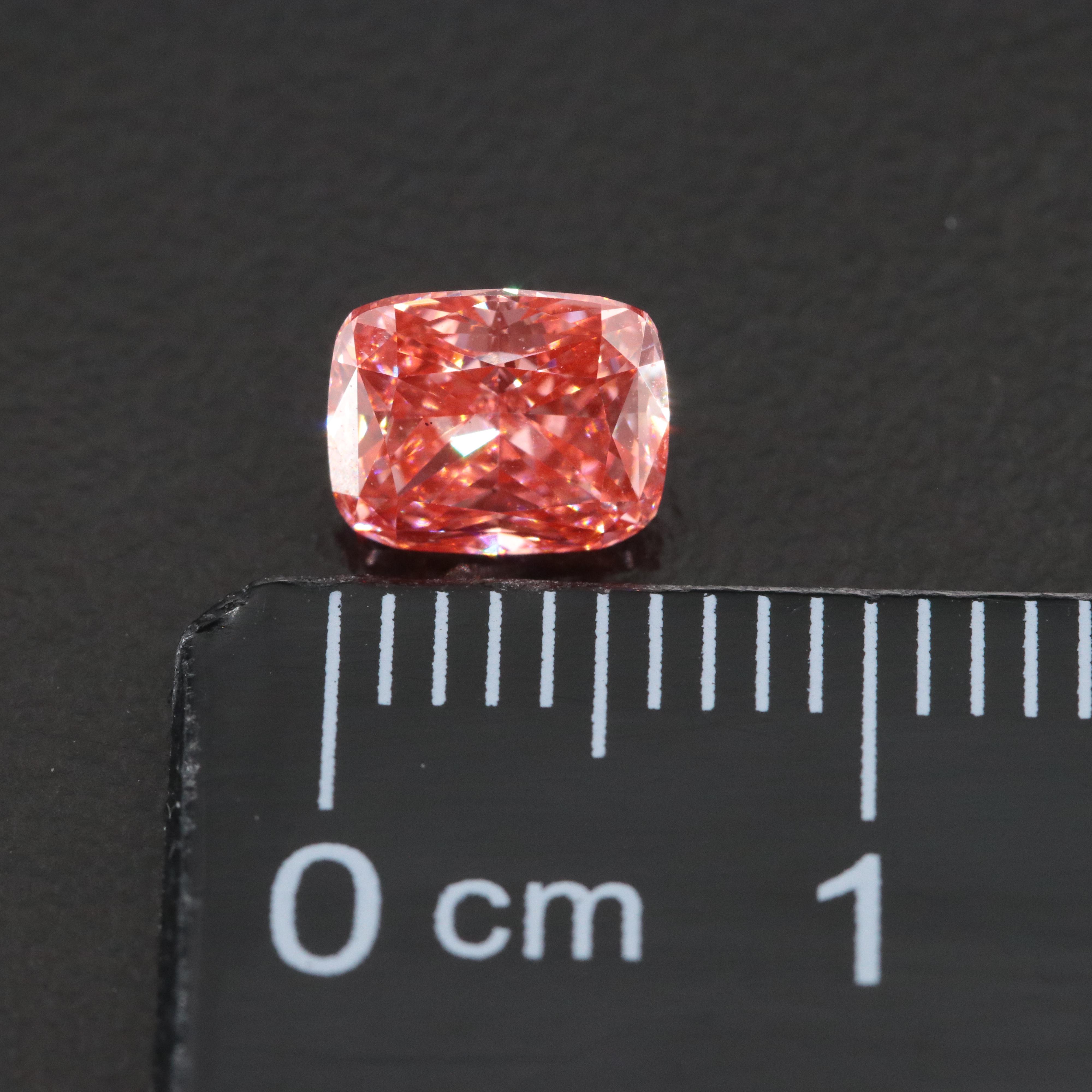 Loose 1.01 CT Lab Grown Fancy Pink Diamond with IGI Report