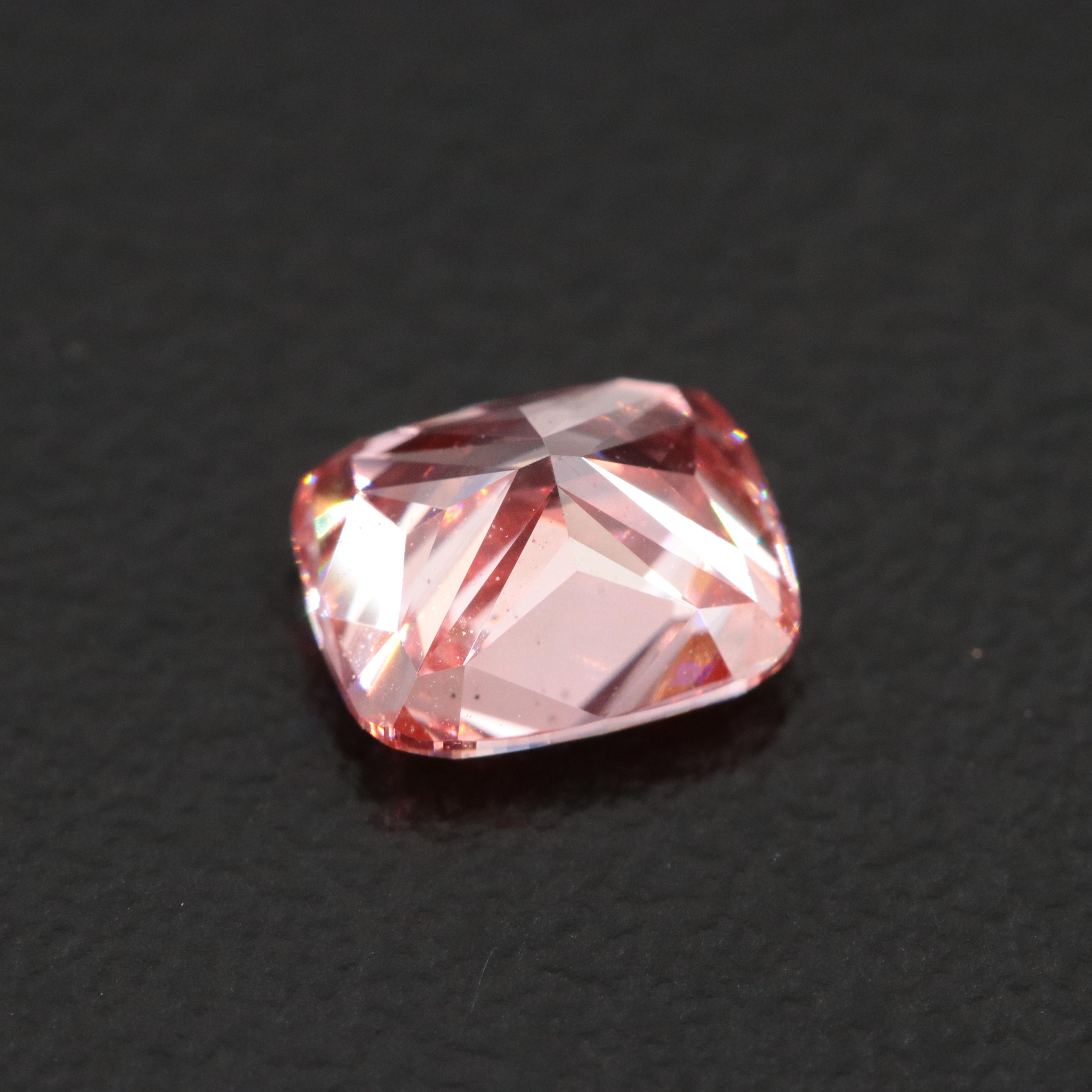 Loose 1.01 CT Lab Grown Fancy Pink Diamond with IGI Report