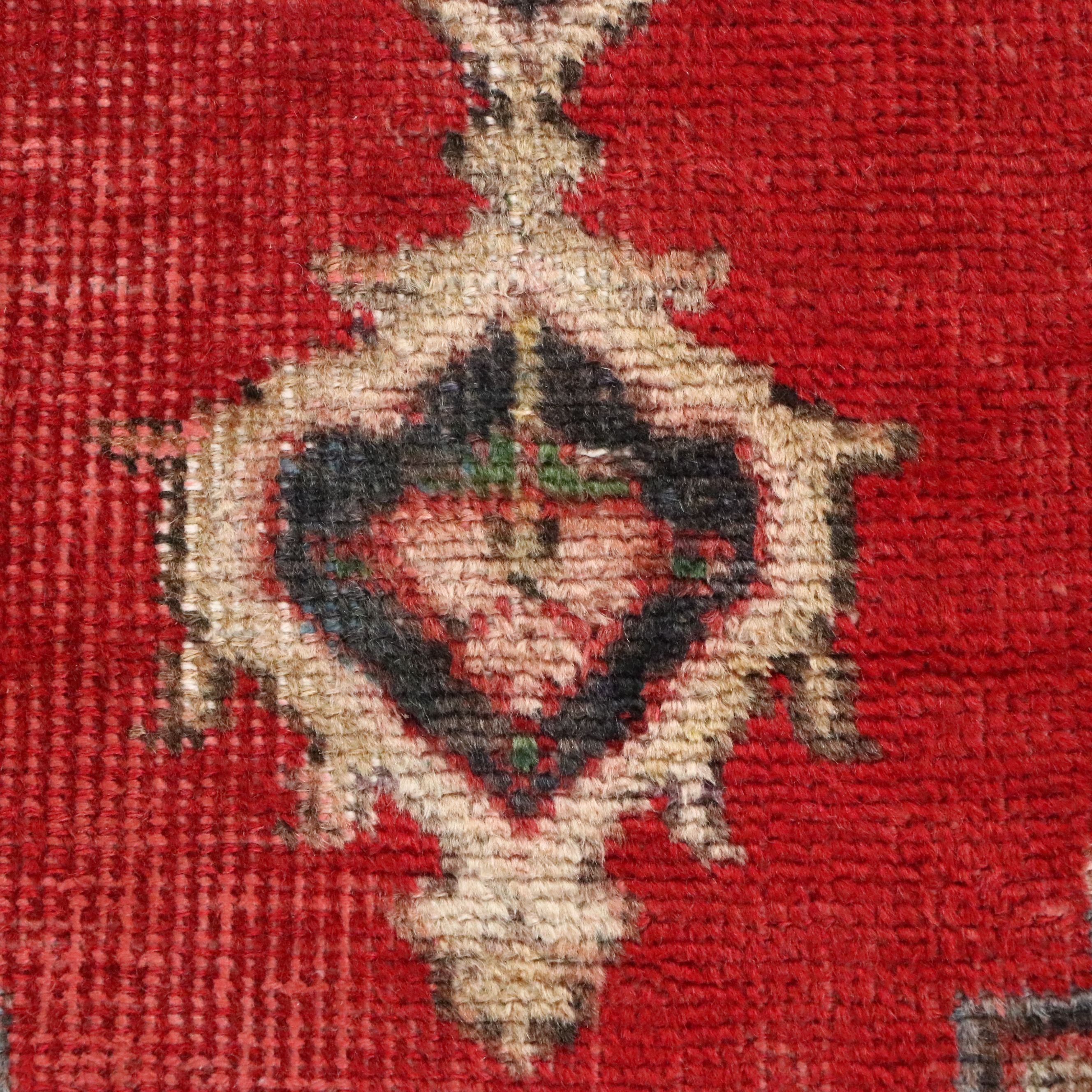 2'6 x 3'9 Hand-Knotted Turkish Dazkırı Accent Rug