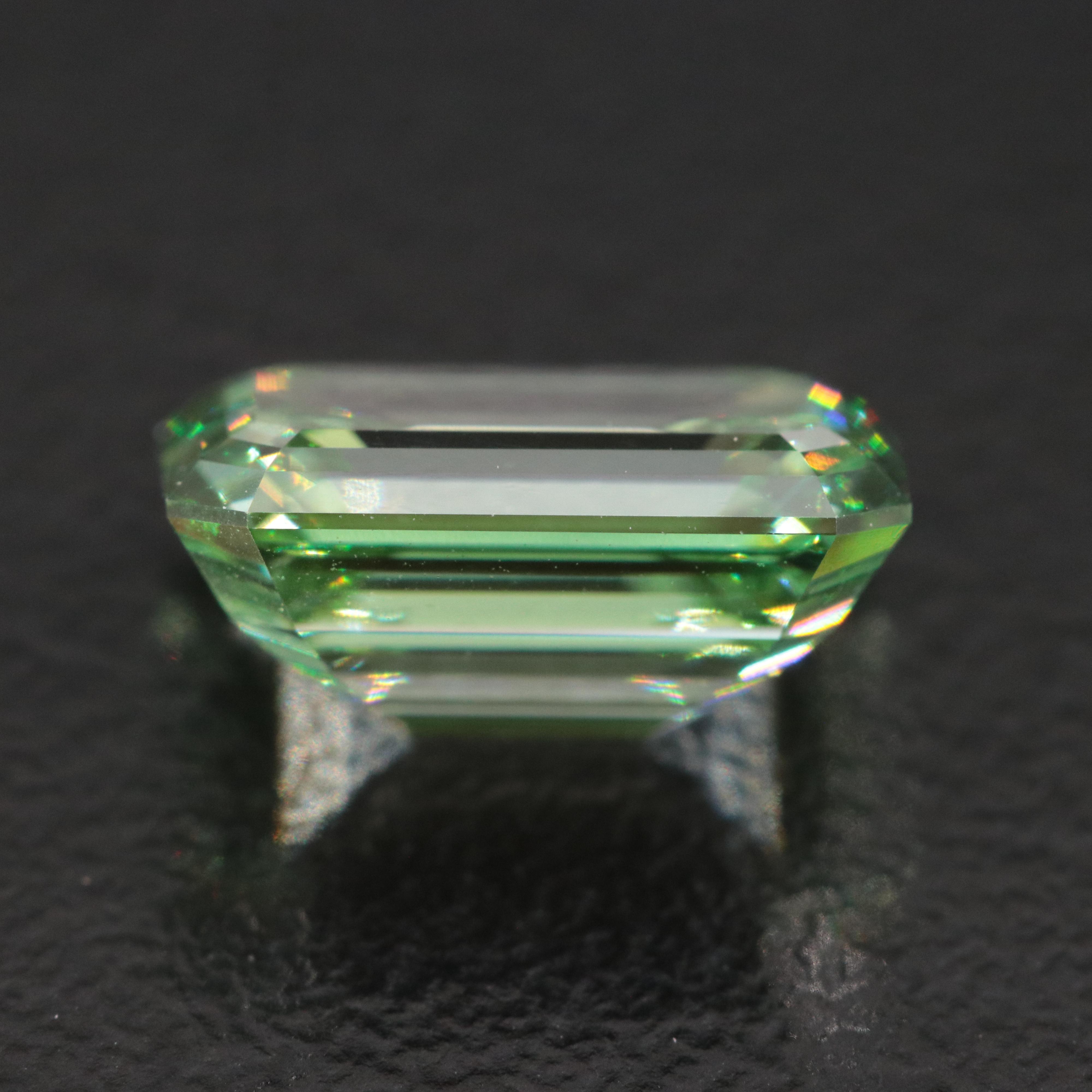 Loose 3.10 CT Lab Grown Fancy Green Diamond with IGI Report
