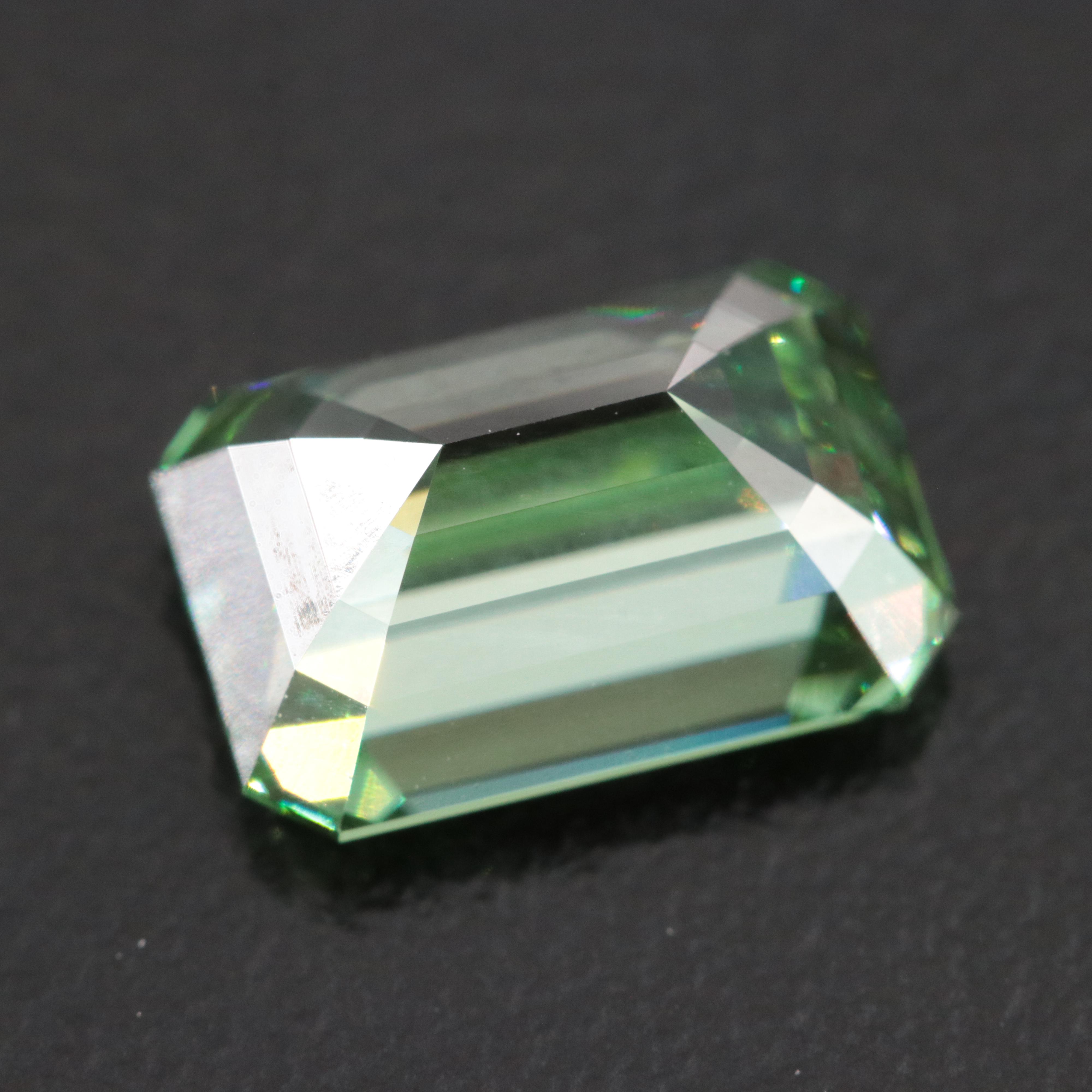 Loose 3.10 CT Lab Grown Fancy Green Diamond with IGI Report
