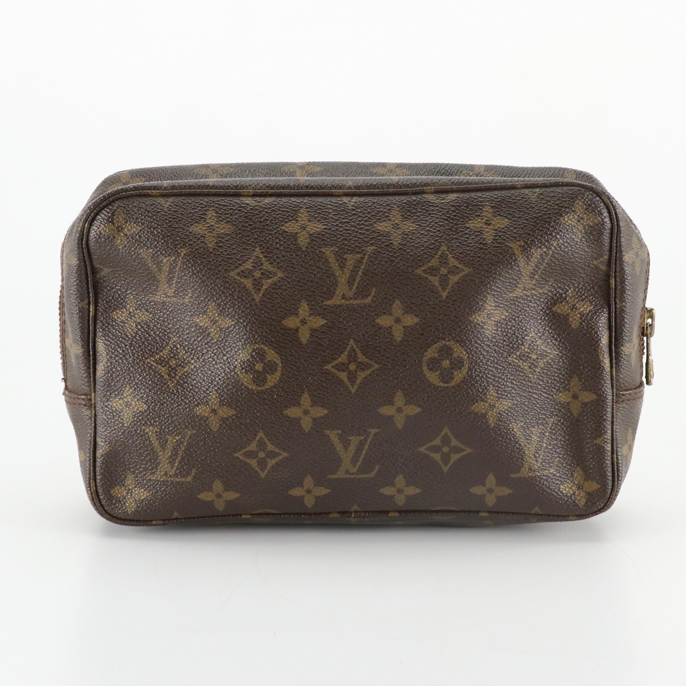 Louis Vuitton Trousse Toilette 23 in Monogram Canvas