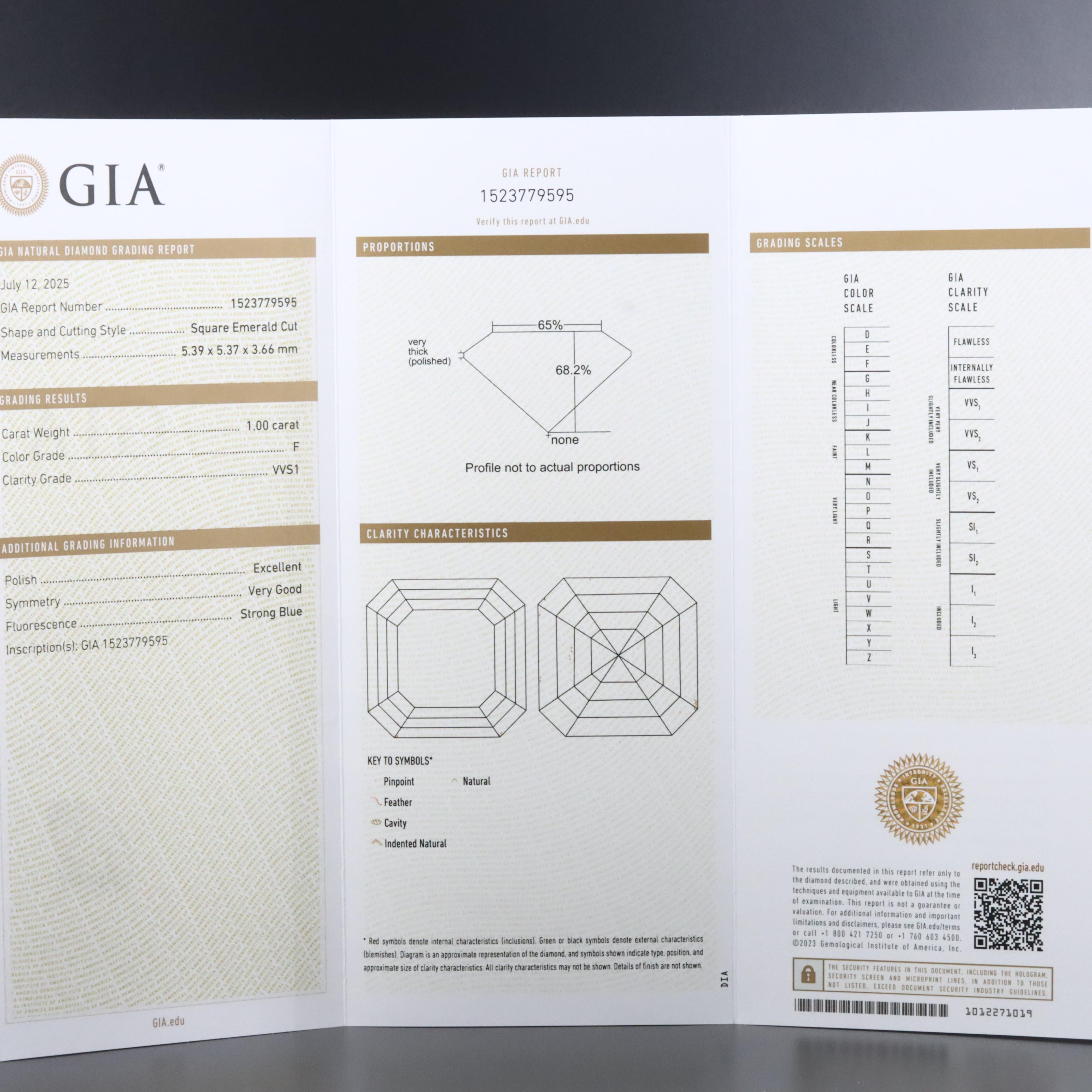 18K 1.00 CT Diamond Solitaire Ring with GIA Report